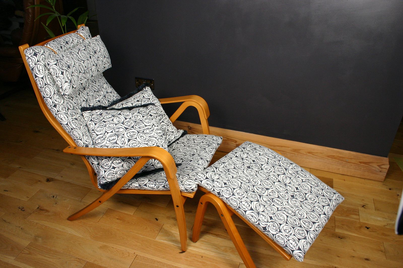 Simo Heikkilä For Ikea Lounge Chair And Footstool, Early 1990s | Newly Reupholstered Scandinavian Modern Design photo buy
