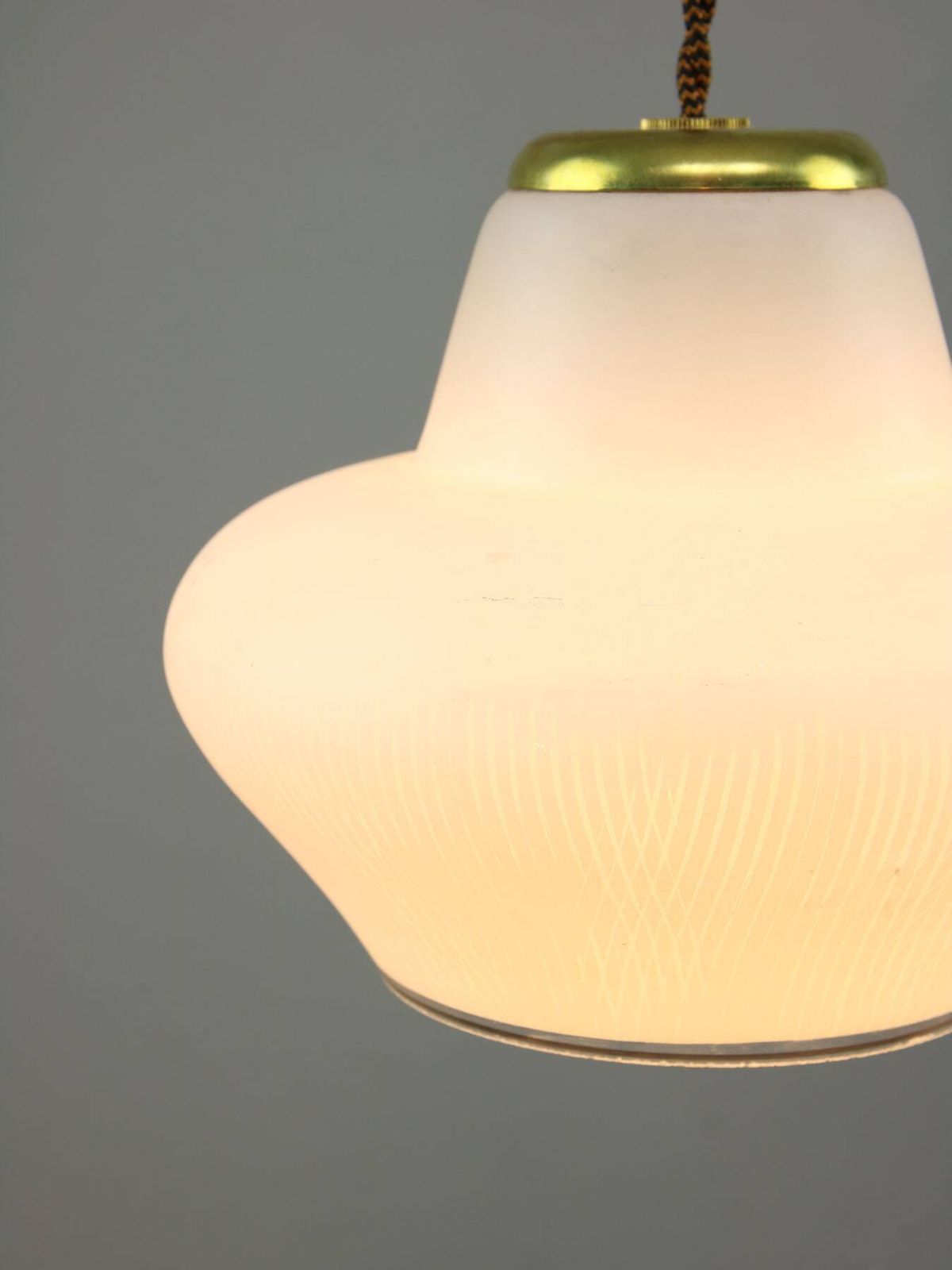 187.0 Small Italian Mid Century Pendant Lamp In Brass And Opaline Glass photo