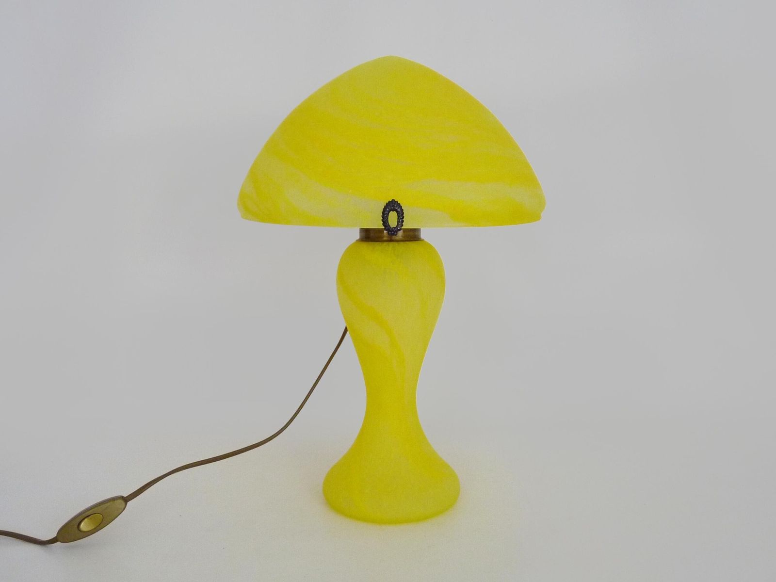 Art Nouveau Style Yellow Glass Mushroom Lamp photo for sale