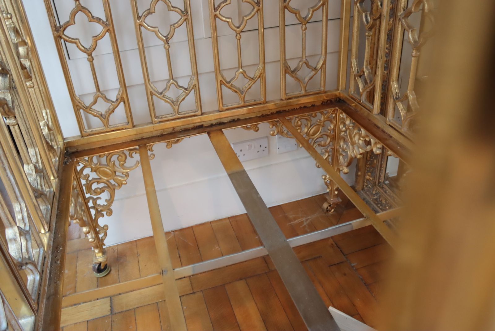 Substantial 24 Carat Plated Bird Cage photo Home Fixtures