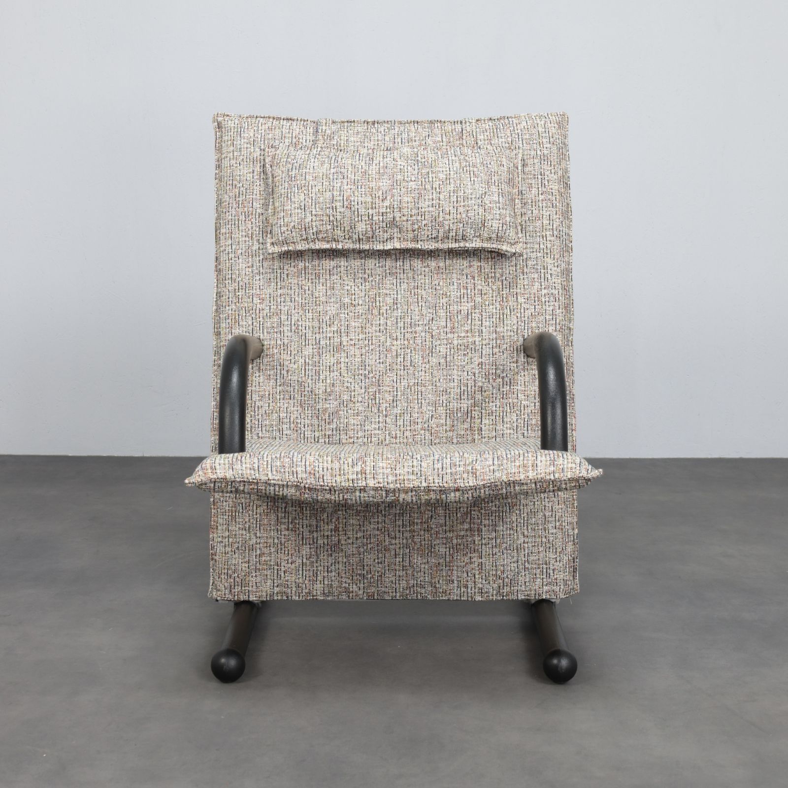 T Line Lounge Chair By Burkhard Vogtherr For Arflex Italy, 1980s photo furniture