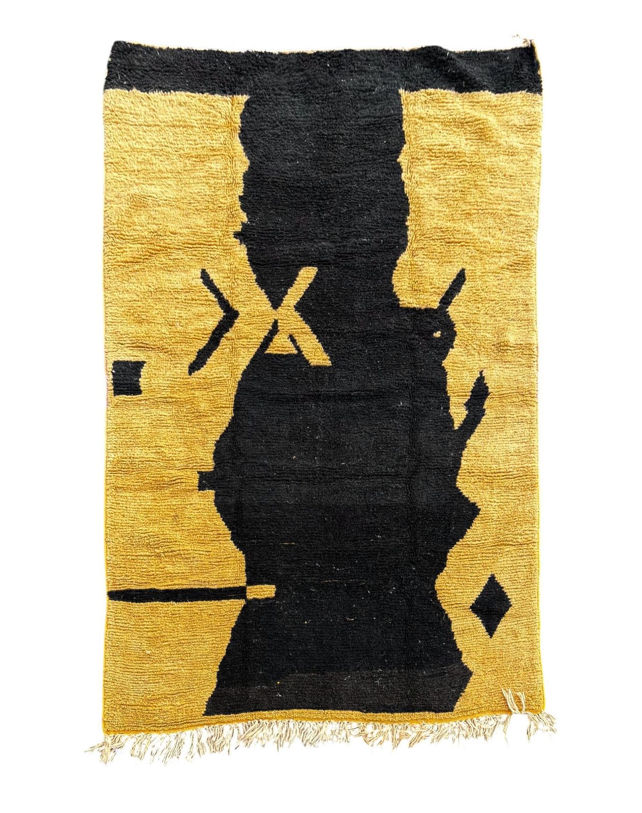 Handwoven Modern Wool Rug 165x270 Cm– Bold Silhouette Pattern In Black & Mustard – Abstract Floor Art – Contemporary Textile Décor photo furniture