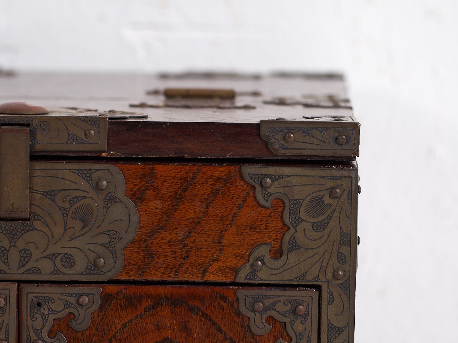 Antique Mirror Vanity In Zelkova Wood – Korea, Circa 1900 photo 1991.0