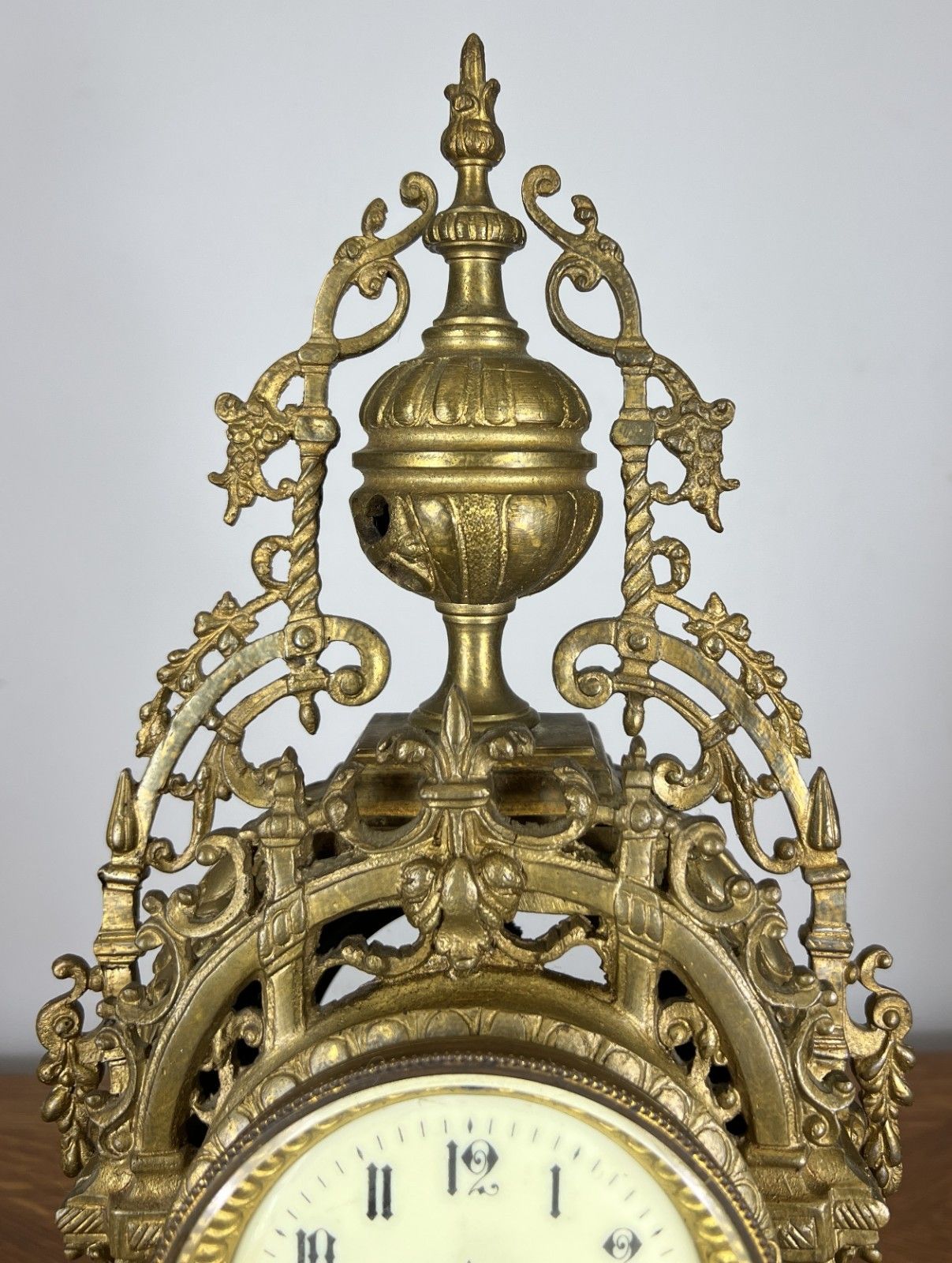 Mantel Clock Vintage French Style Architectural Brass Garniture Set Lot 4645 photo Home Decor