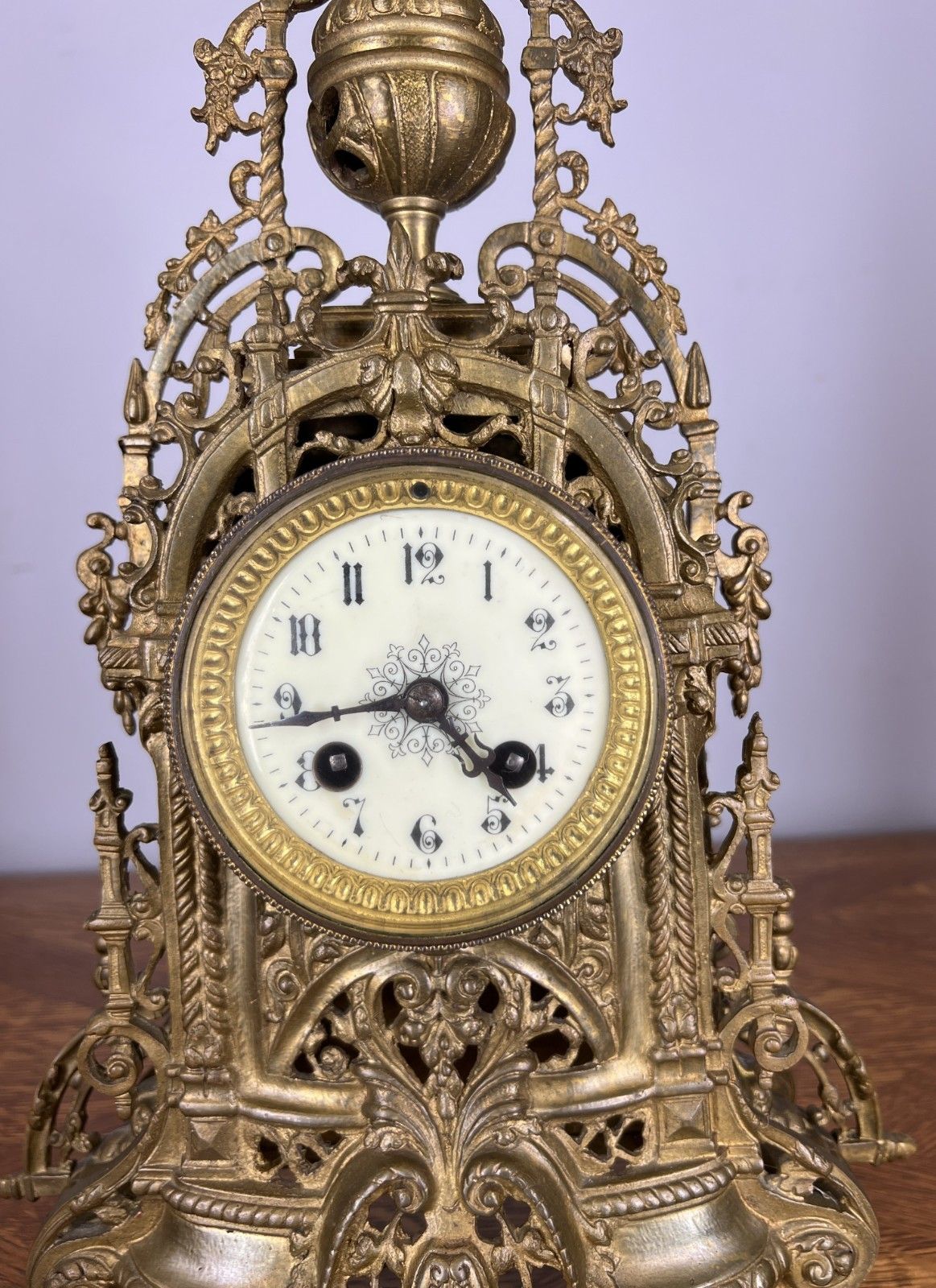 Mantel Clock Vintage French Style Architectural Brass Garniture Set Lot 4645 photo 699.0