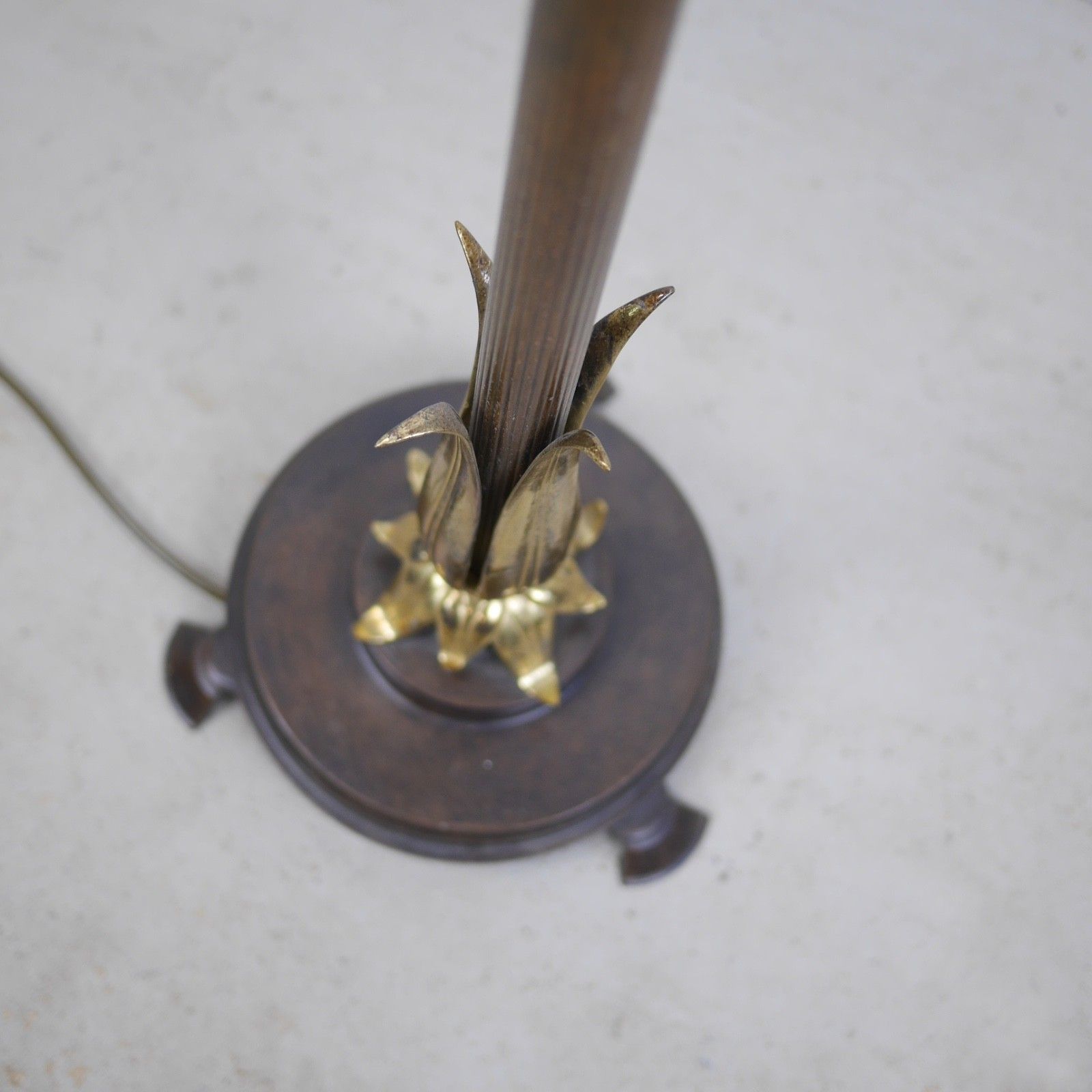 photo furniture Vintage Hollywood Regency Brass Bronze Floor Standard Lamp Maison Style #103073