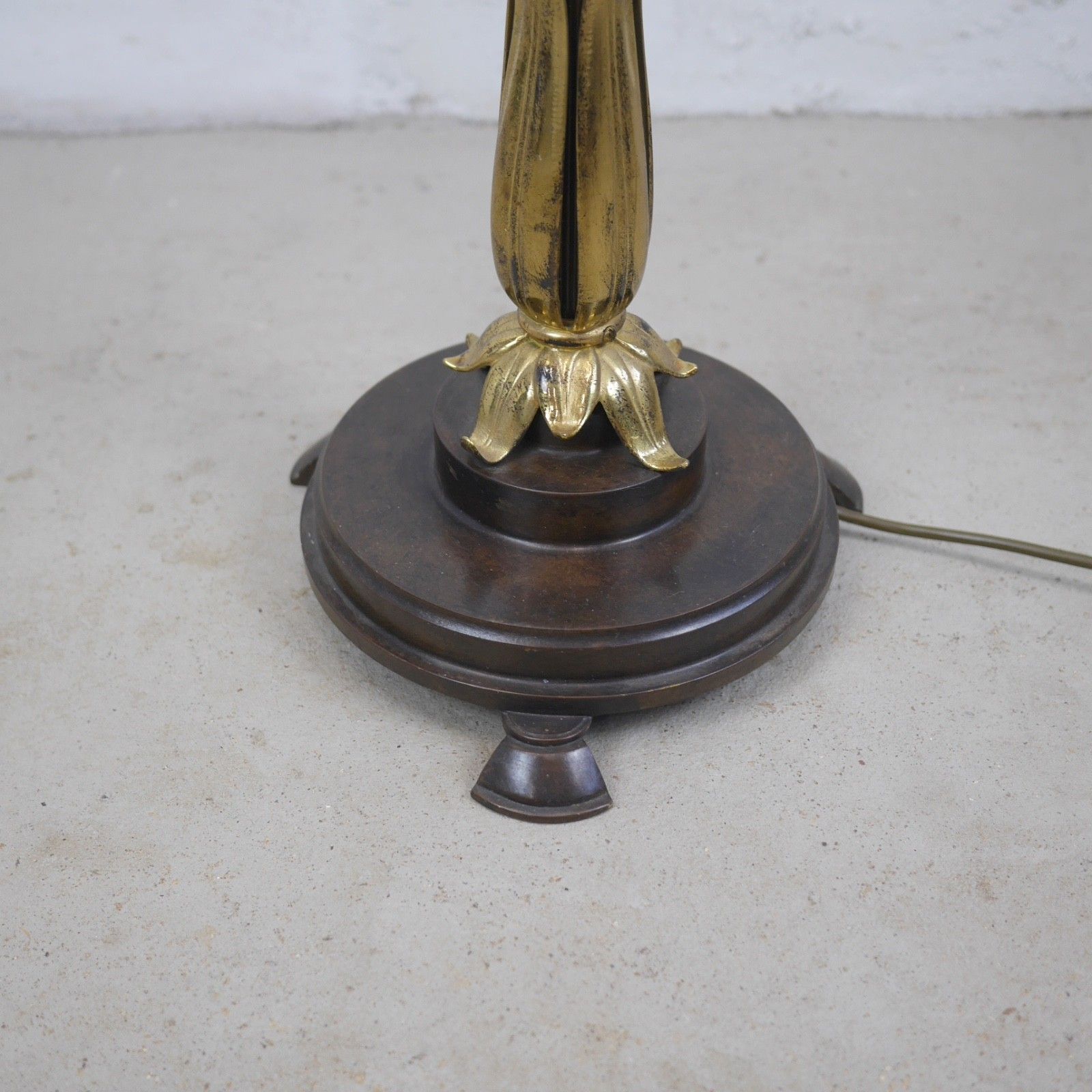 photo for sale Vintage Hollywood Regency Brass Bronze Floor Standard Lamp Maison Style #103073