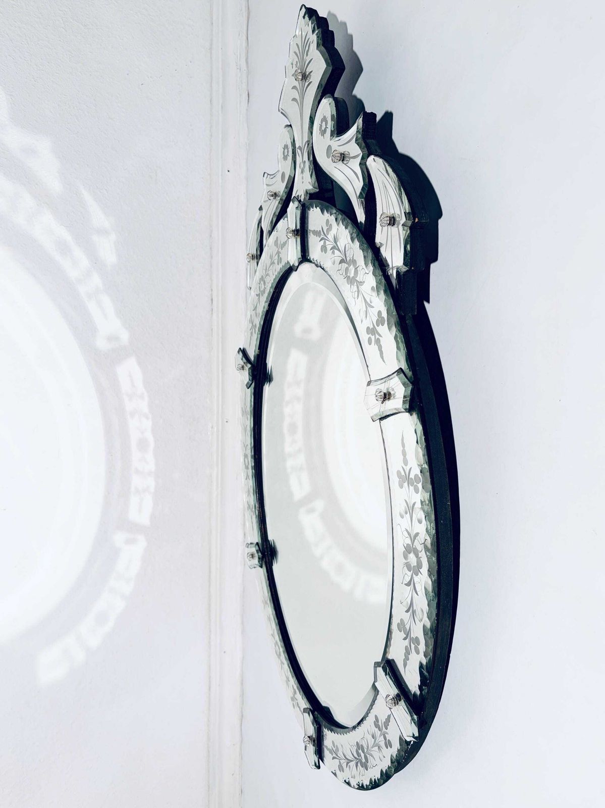Oval Venetian Murano Glass Mirror / 1920s Flower Ornament Opulent Wall Mirror photo vinterior