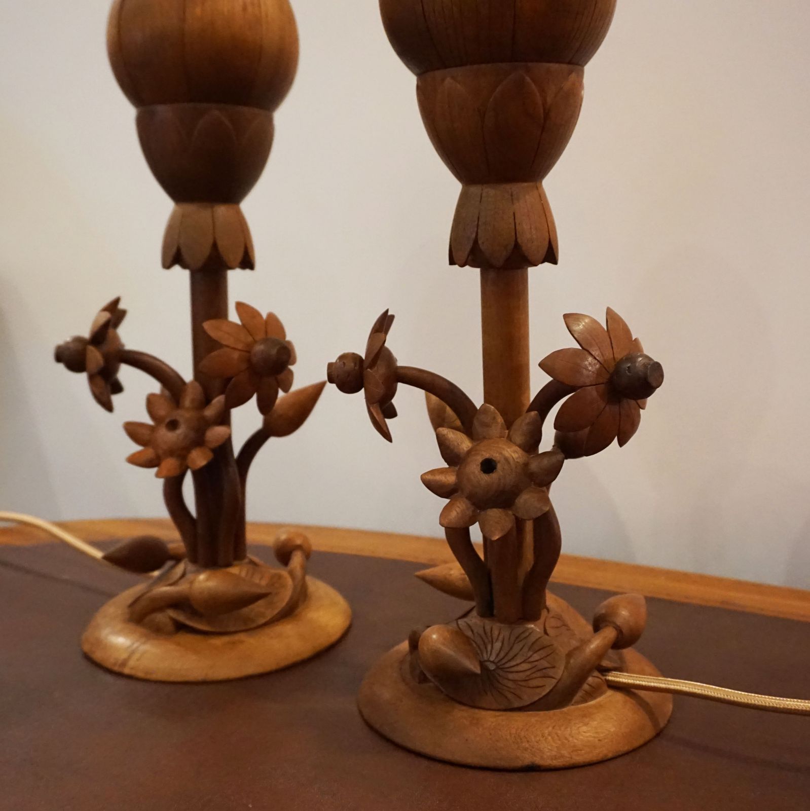 Mid Century Teak Pair Lotus Lamps X2 Pair Thai Indonesian Handmade Ooak Design photo vintage