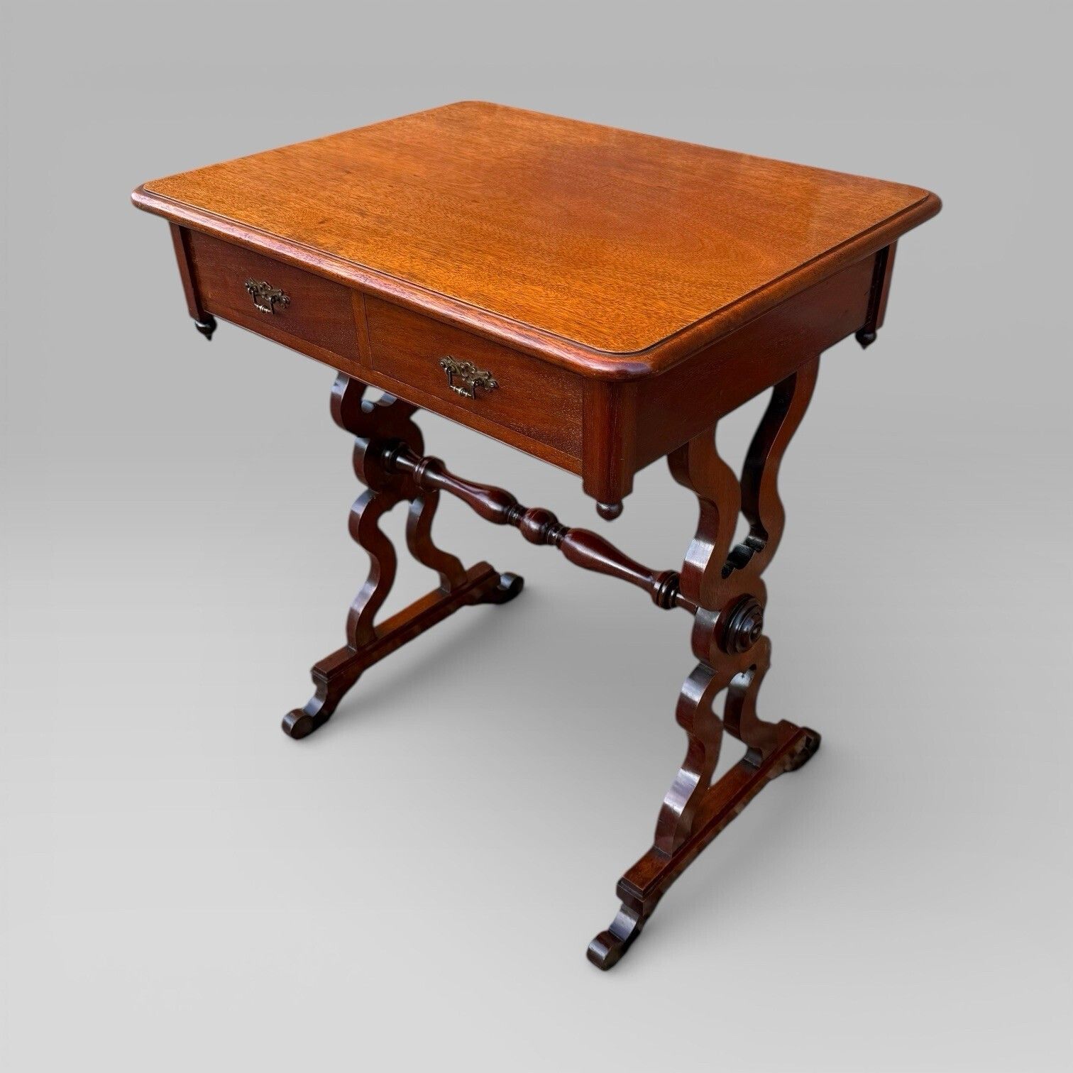 Antique Victorian Mahogany Centre Table / Occasional Table With 2 Drawers photo 350.0