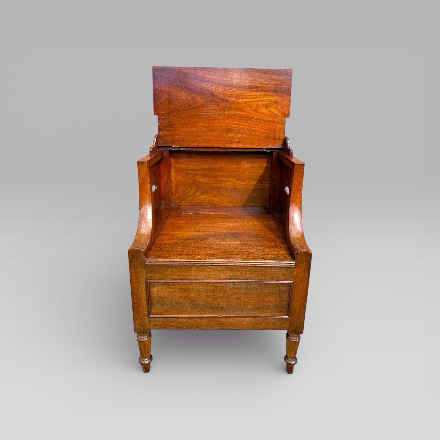Antique Georgian Gillows Mahogany Bedside Table Cabinet | Pot Cupboard photo for sale