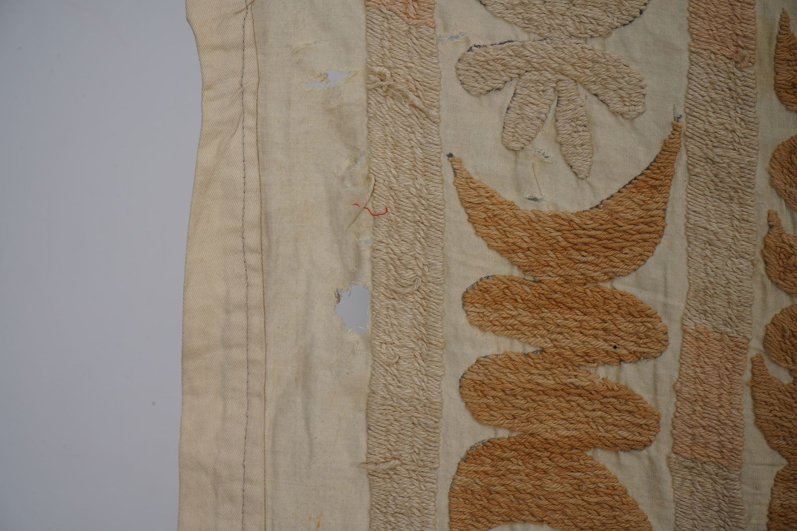 Suzani Beige Pastel Color Uzbek Cloth   Tribal Embroidery Wall Decor 3'8'' X 4'9'' photo Textiles