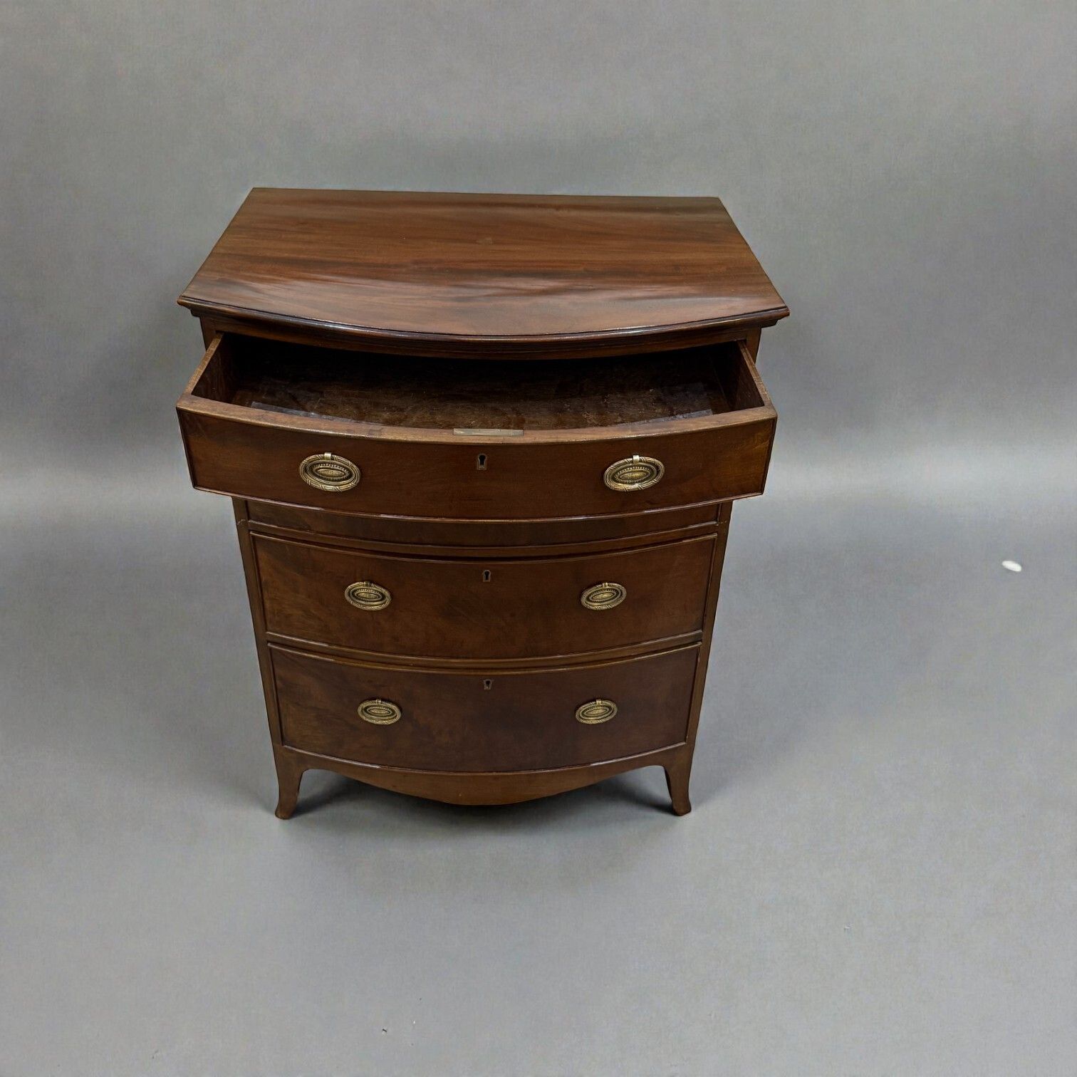 Georgian Style Bowfront Chest Of Drawers photo Furniture