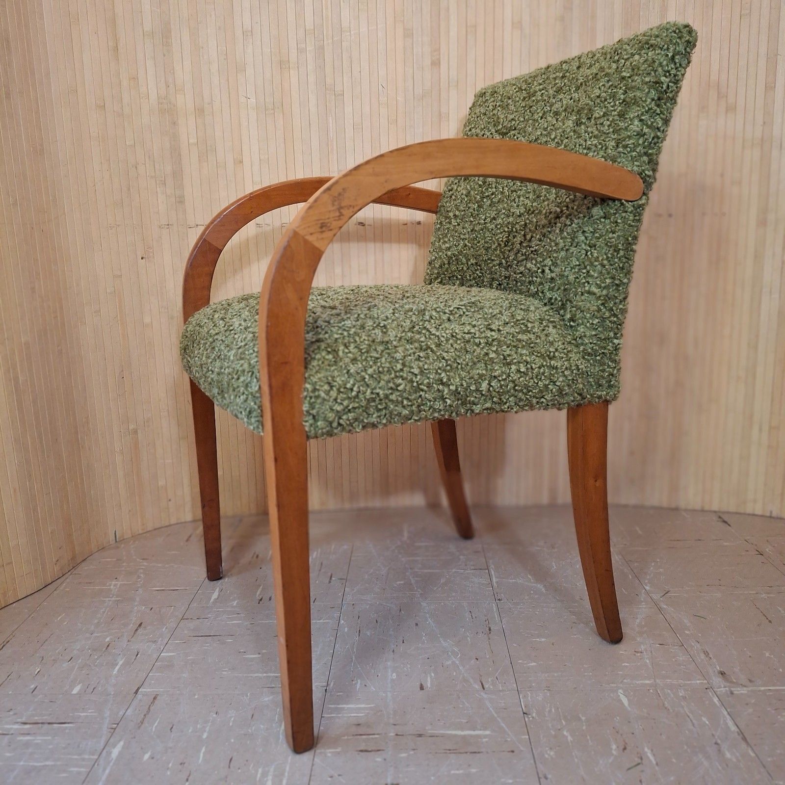 Fab Vintage Art Deco Style Beech Bentwood Bridge Chair Soft Khaki Green Boucle photo vinterior