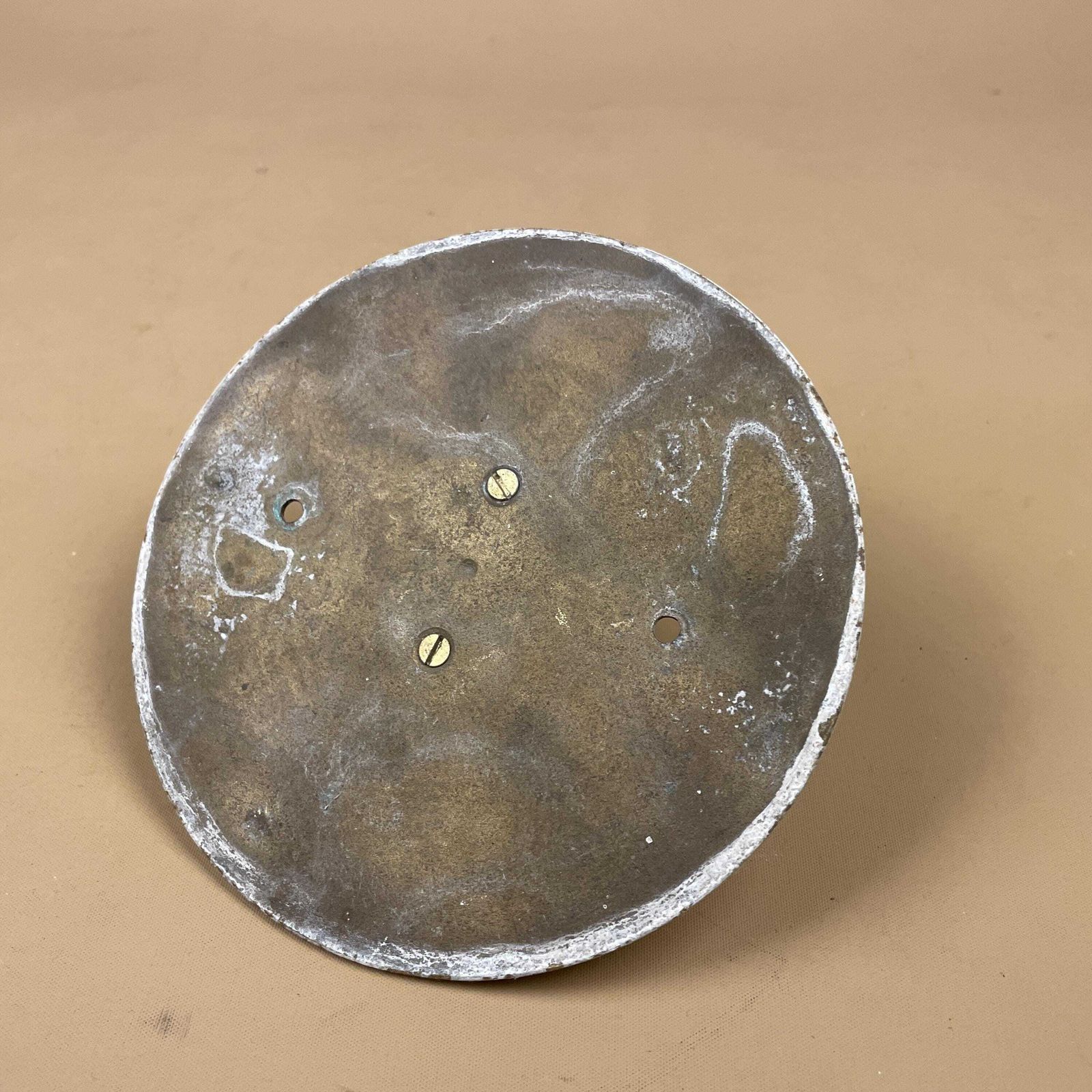 Antique Brass Gold Sun Dial Garden Metal Heavy Vintage Garden Decor Round Circular 14.5cm Weather Sundials Engraved Outdoor Sun Face White photo vintage