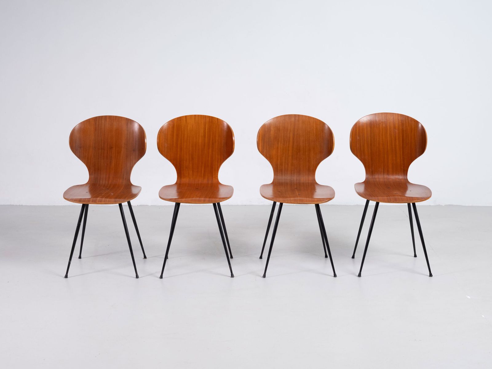 Carlo Ratti Set Of Four Lulli Dining Chairs In Steel And Wood By Ilc Lissone 1950s