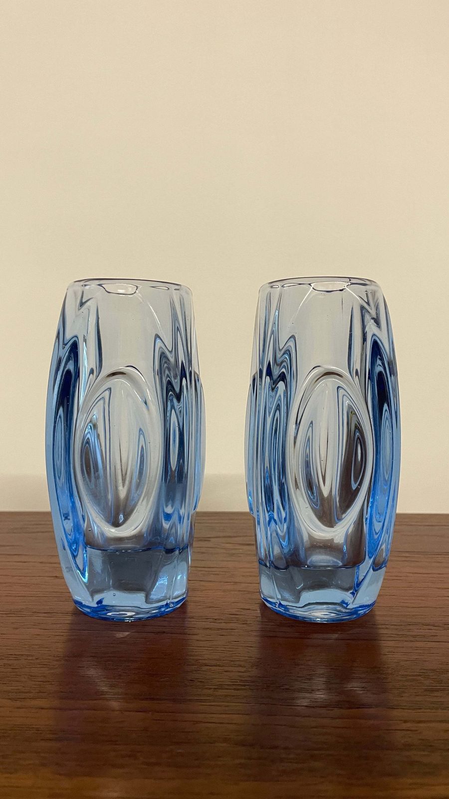 Pair Of Mid Century Blue Art Glass Vases By Rudolf Schrötter For Rosice | Czech Glass 1960s photo vinterior