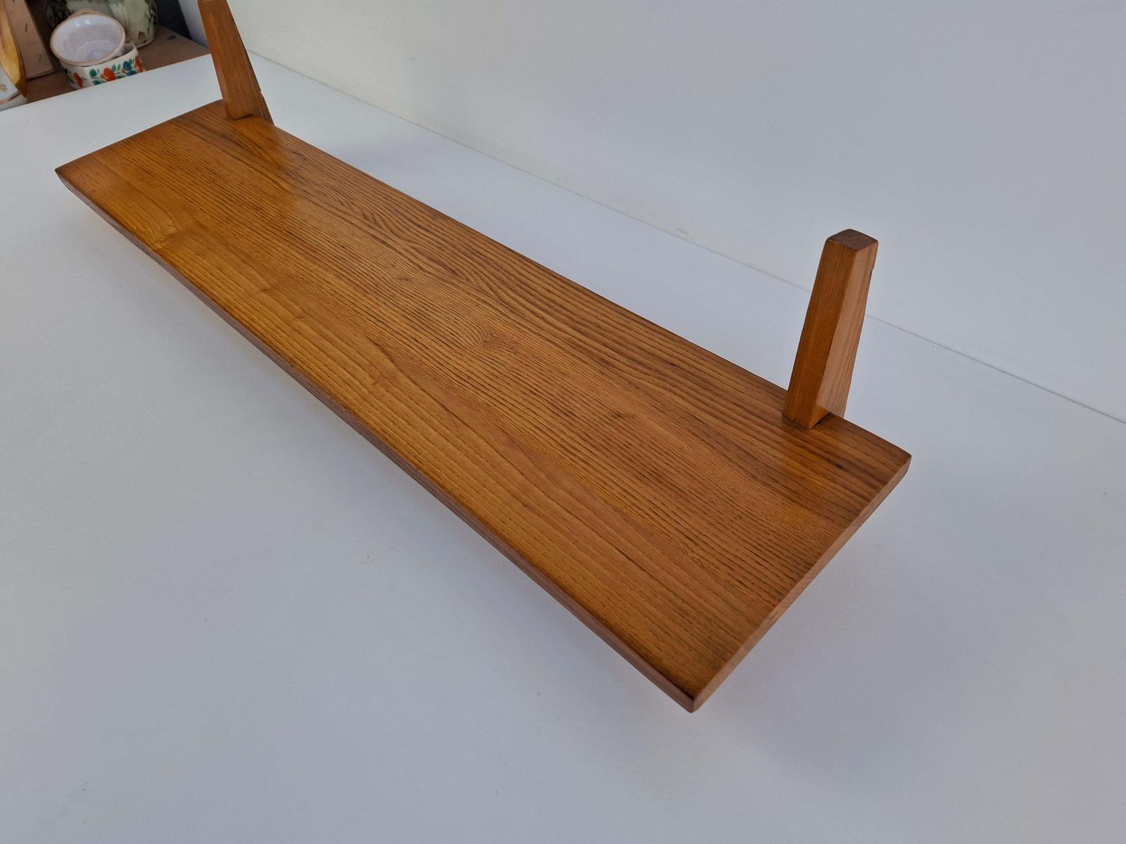 photo for sale Mid-Century Tsjechoslowaaks Houten Wandplank, jaren 1960