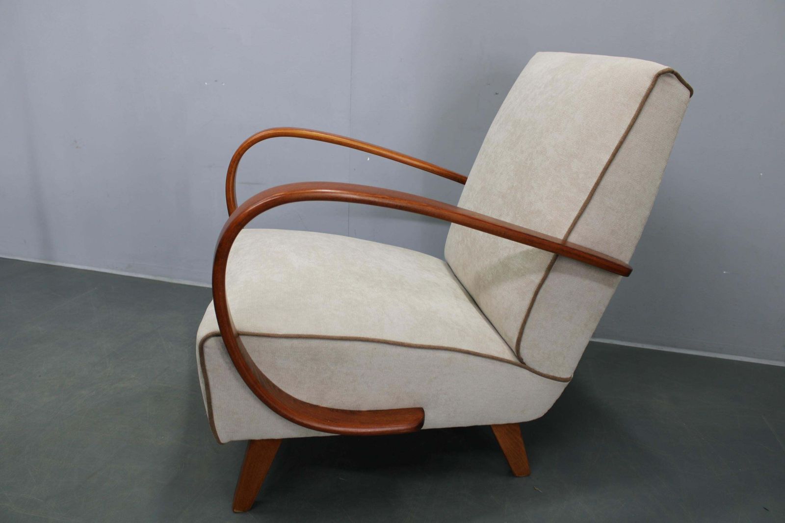 Art Deco Armchair By Jindřich Halabala, Czechoslovakia, 1940s photo 1102.0