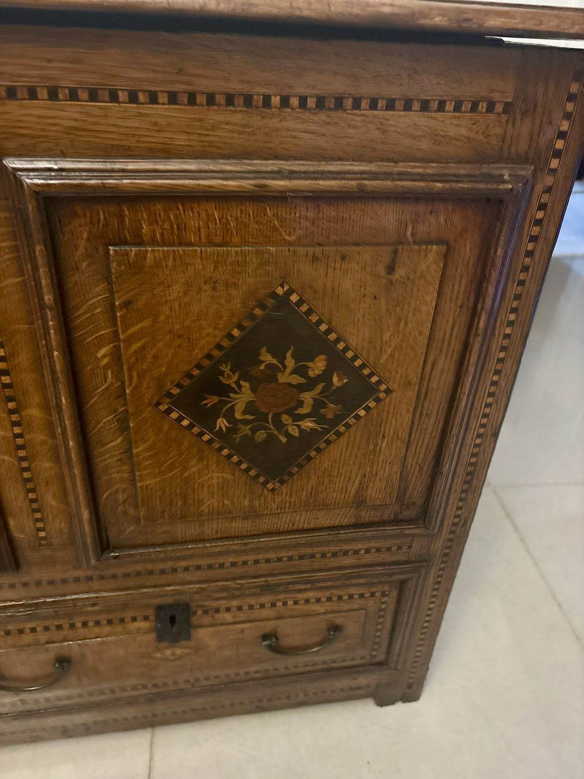 Exceptional Quality 17th Century Antique Oak Mule Chest With Marquetry Inlay photo for sale