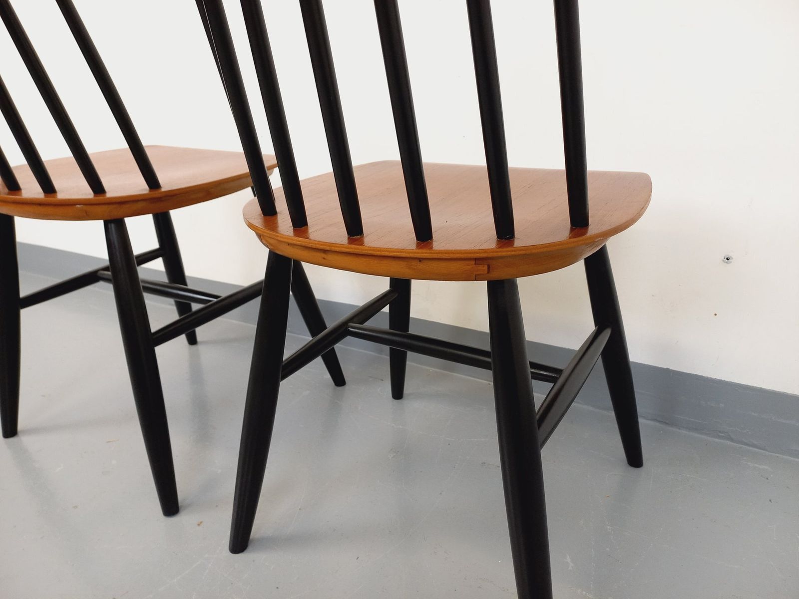 2 Fanett Scandinavian Chairs By Ilmari Tapiovaara In Teak photo 481.0