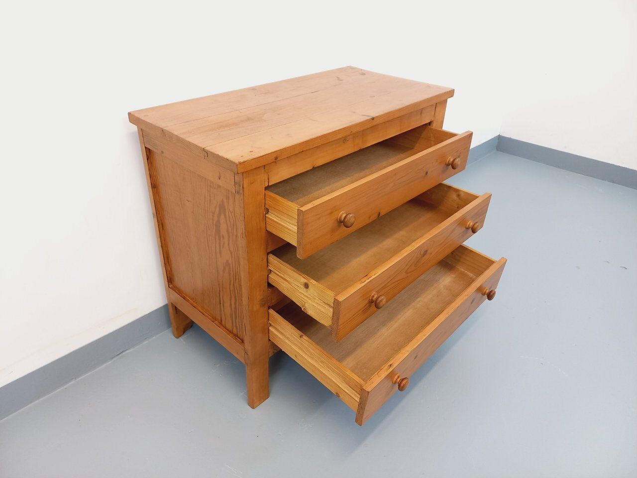 Rustic Chest Of Drawers With 3 Pine Drawers photo Furniture