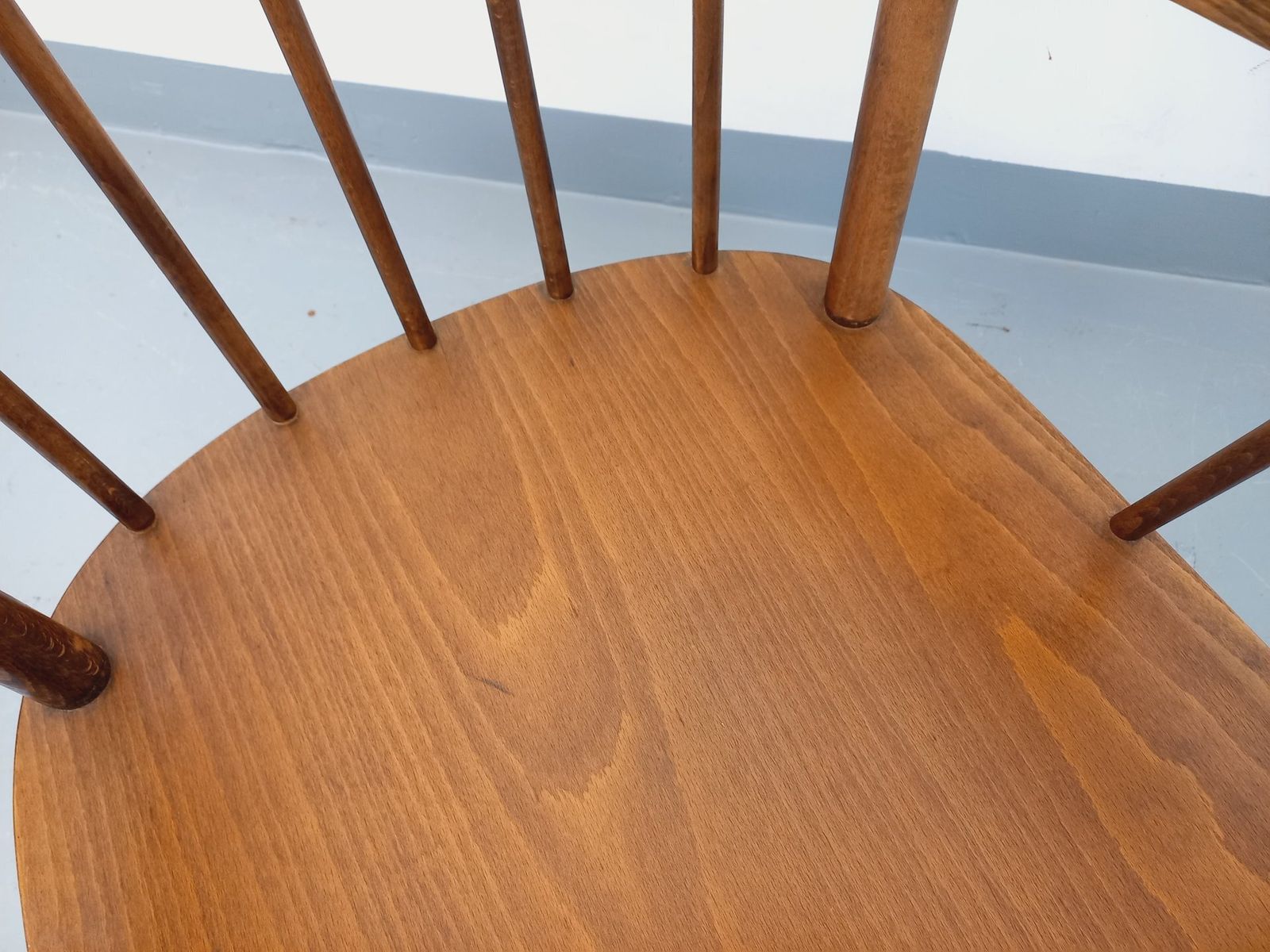 photo vinterior Baumann Fan Armchair, 1960s, Wooden