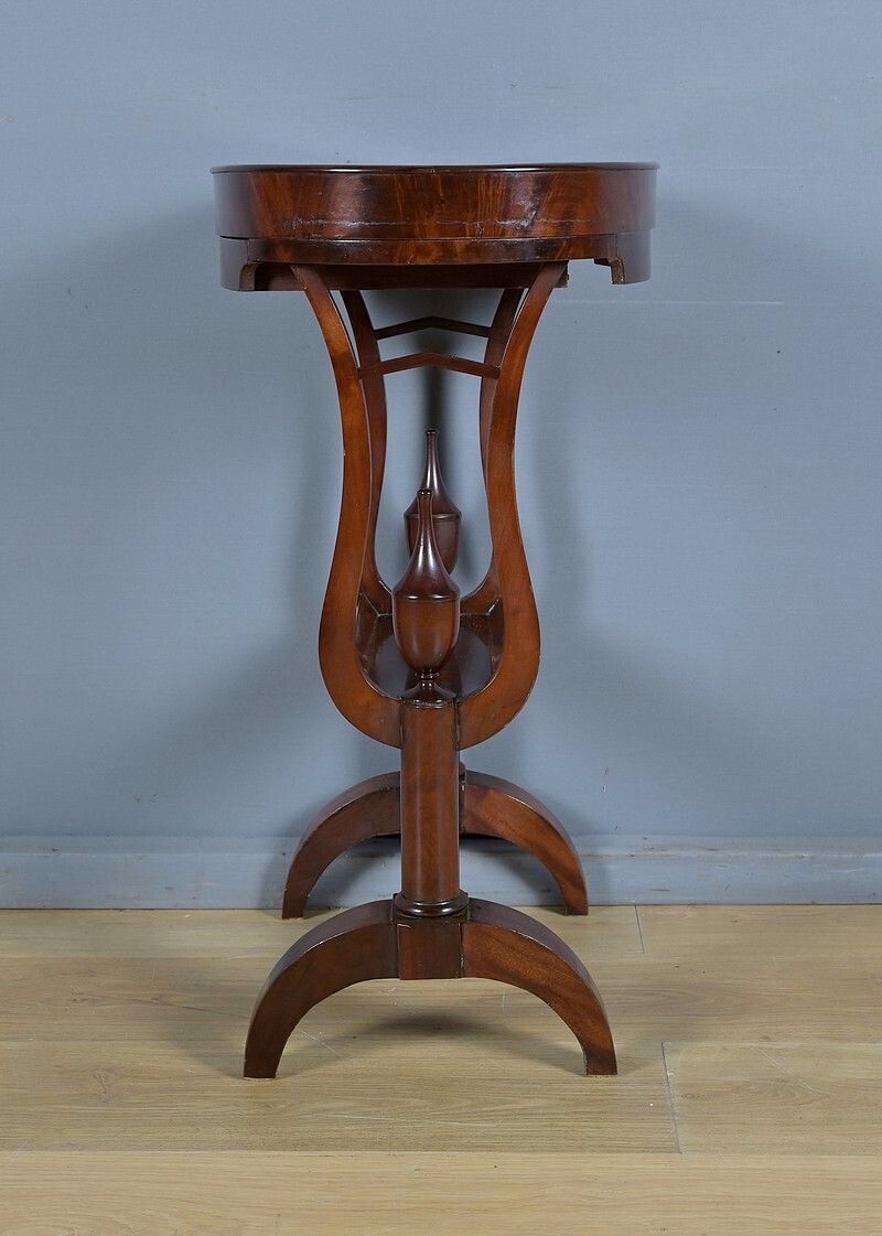 Furniture Mahogany Burl Trinket Table, Empire Period – Early 19th Century photo