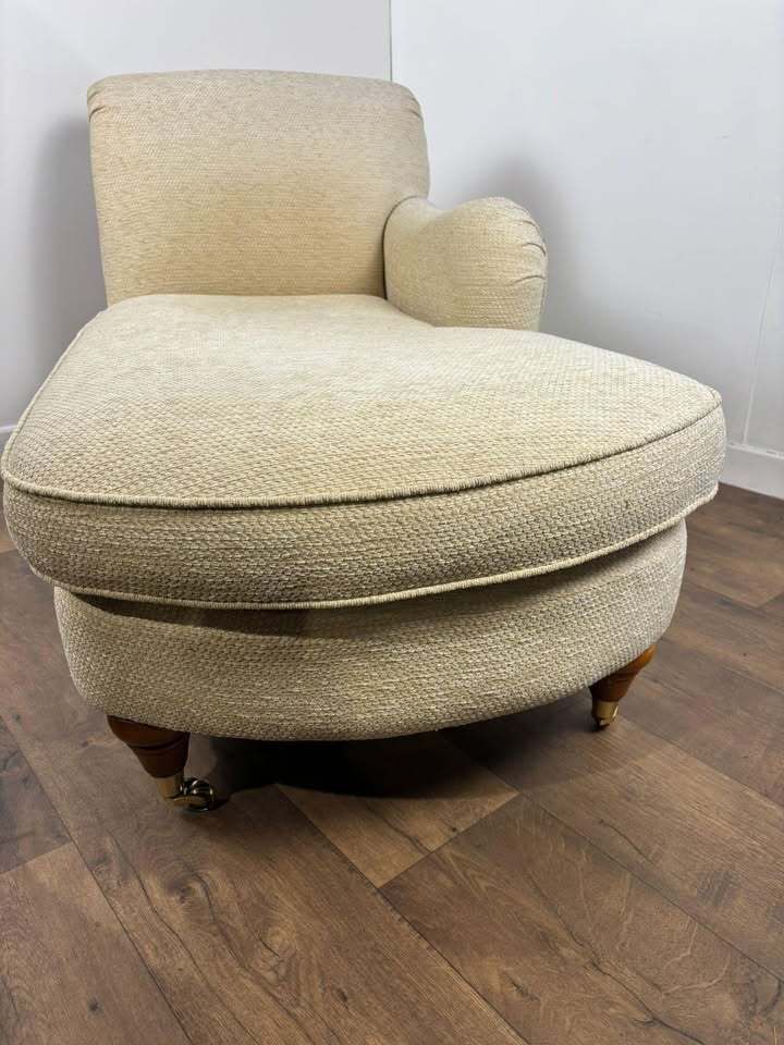 photo for sale Contemporary Beige Half Size Chaise Longue