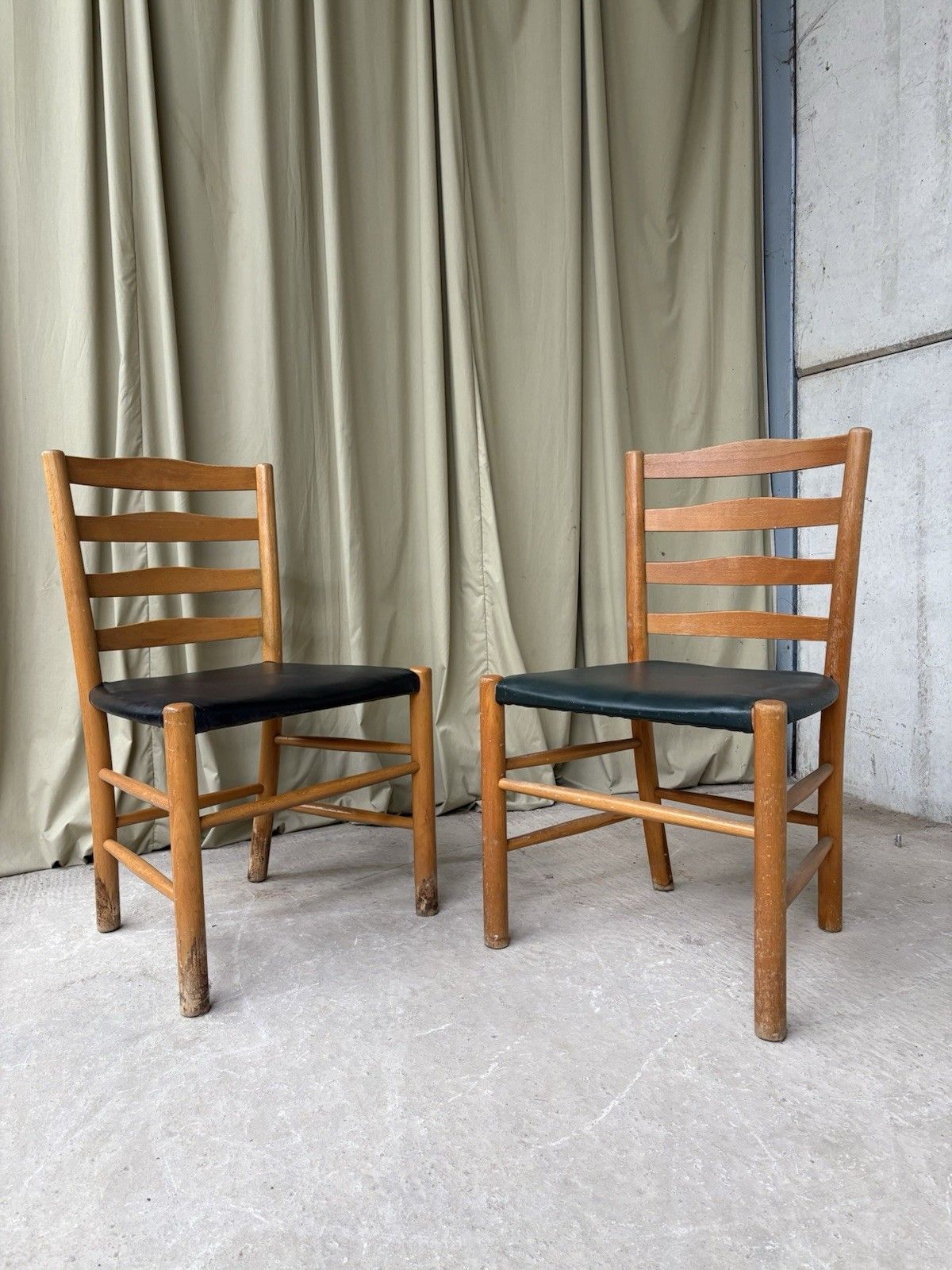 Vtg Early Mid Century Set 2 Kaare Klint Dining Side Church Chairs Danish R985 photo vinterior
