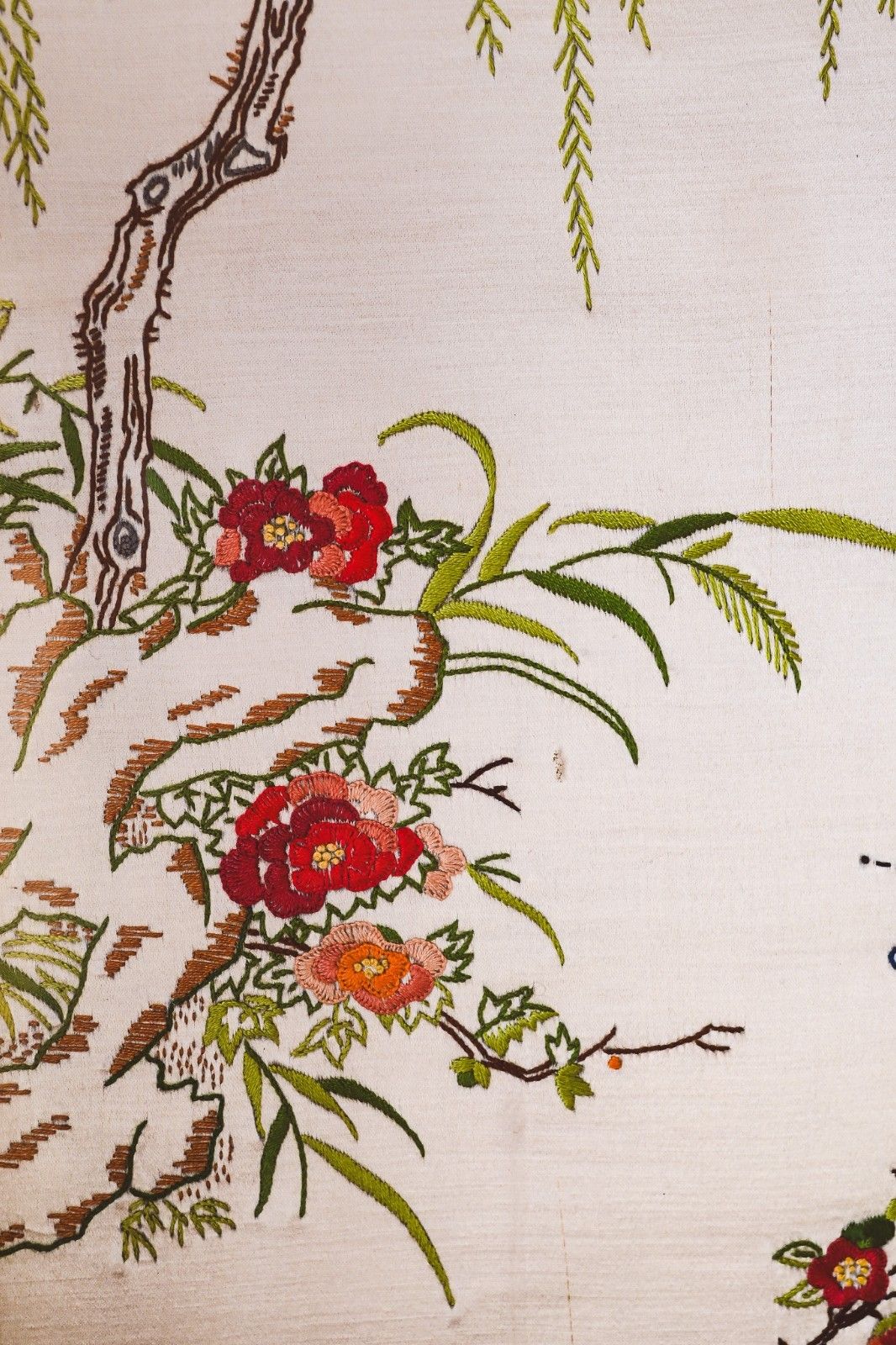 Oriental Art 2 Paintings Canvas Embroidery Peacocks Plum Stream China Japan photo vinterior