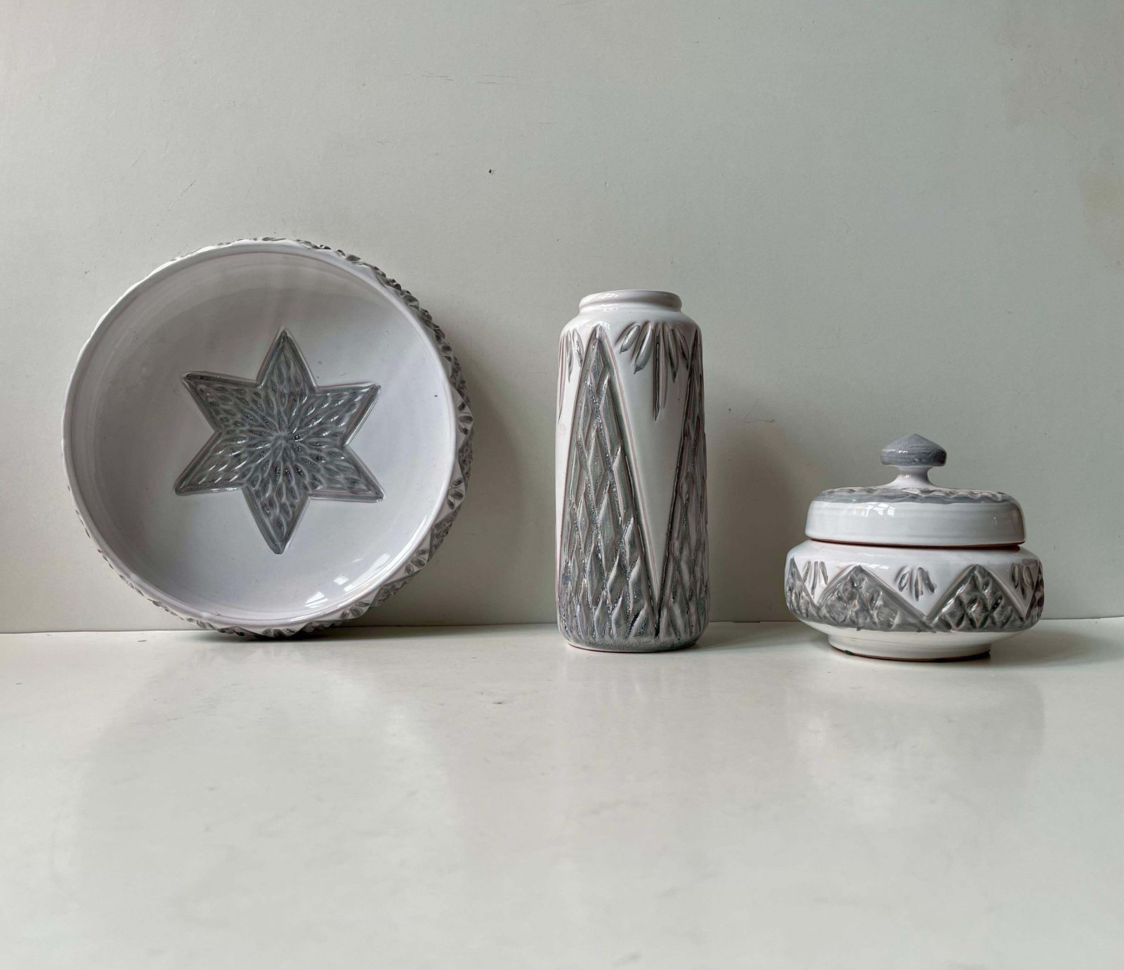 Danish Modern Ceramic Bowl, Trinket And Vase In White & Grey Glaze, 1970s photo 245.0