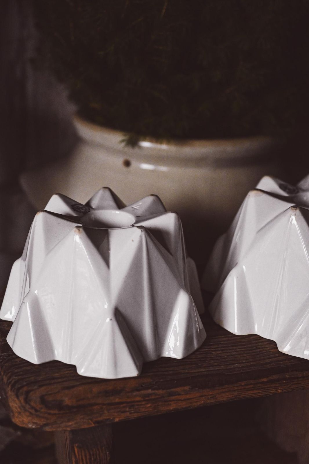 Vintage Maastricht Snowflake Bundt Molds Pair | Dutch Ceramic Baking Molds | White Star Shaped | 16 17cm Holland photo buy