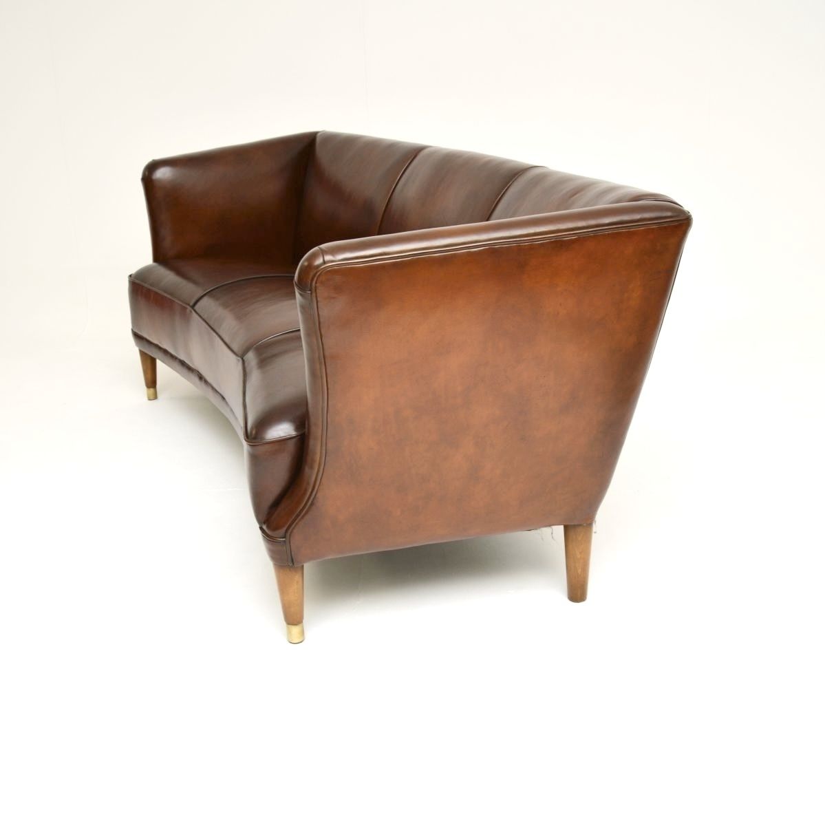 photo furniture Vintage Danish Cabinetmaker Leather Sofa