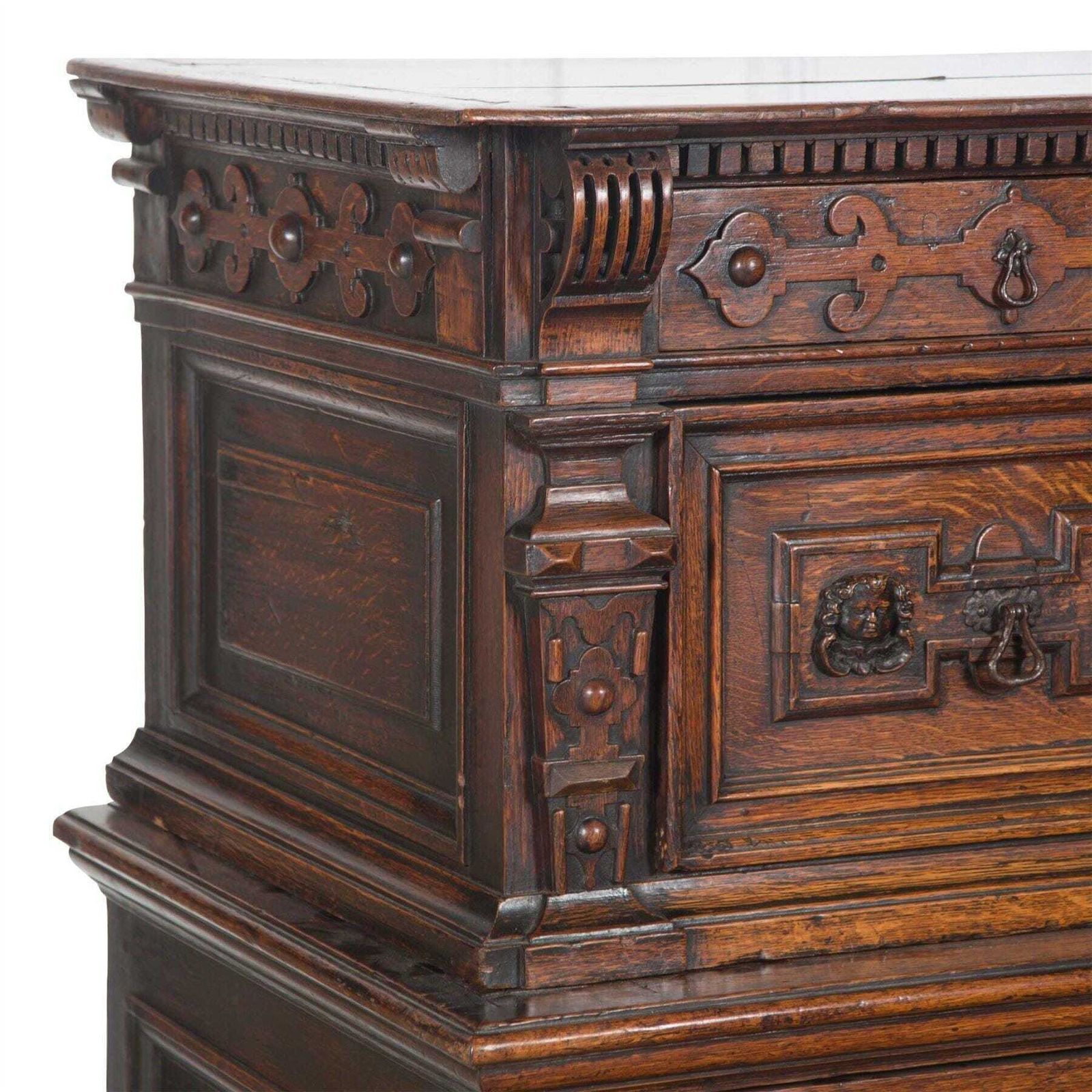 Rare C17th Oak Enclosed Chest photo 5300.0