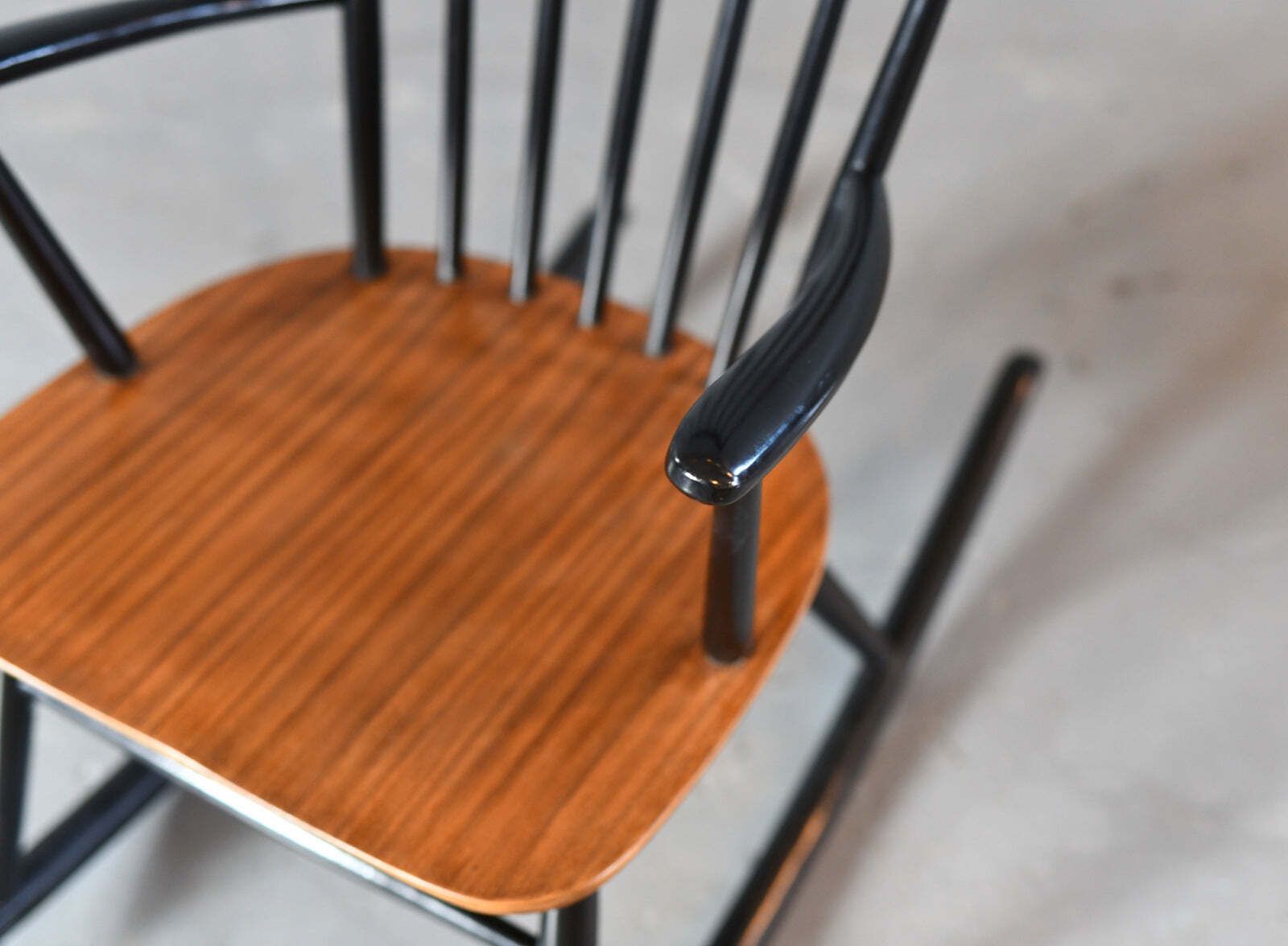 photo furniture Mid Century Rocking Chair By Ilmari Tapiovaara Circa 1950s