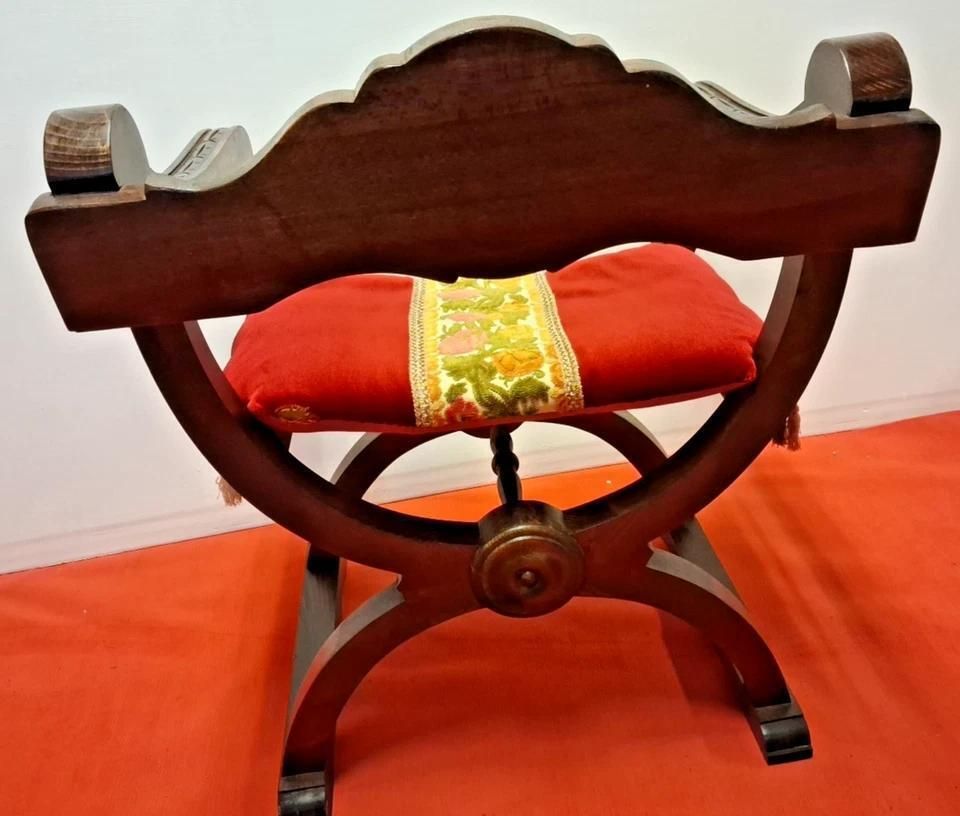 Share Italian Renaissance Style Dante Luther Chair With Intricate Carving photo buy