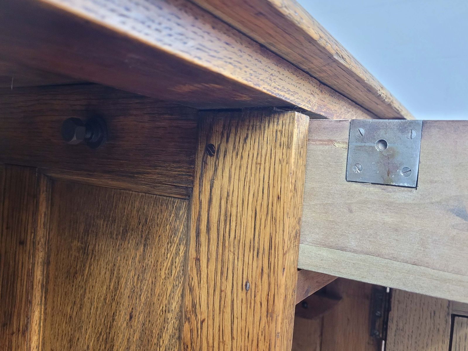780.0 Vintage Single Pedestal Desk 1930s Oak Country Farmhouse photo