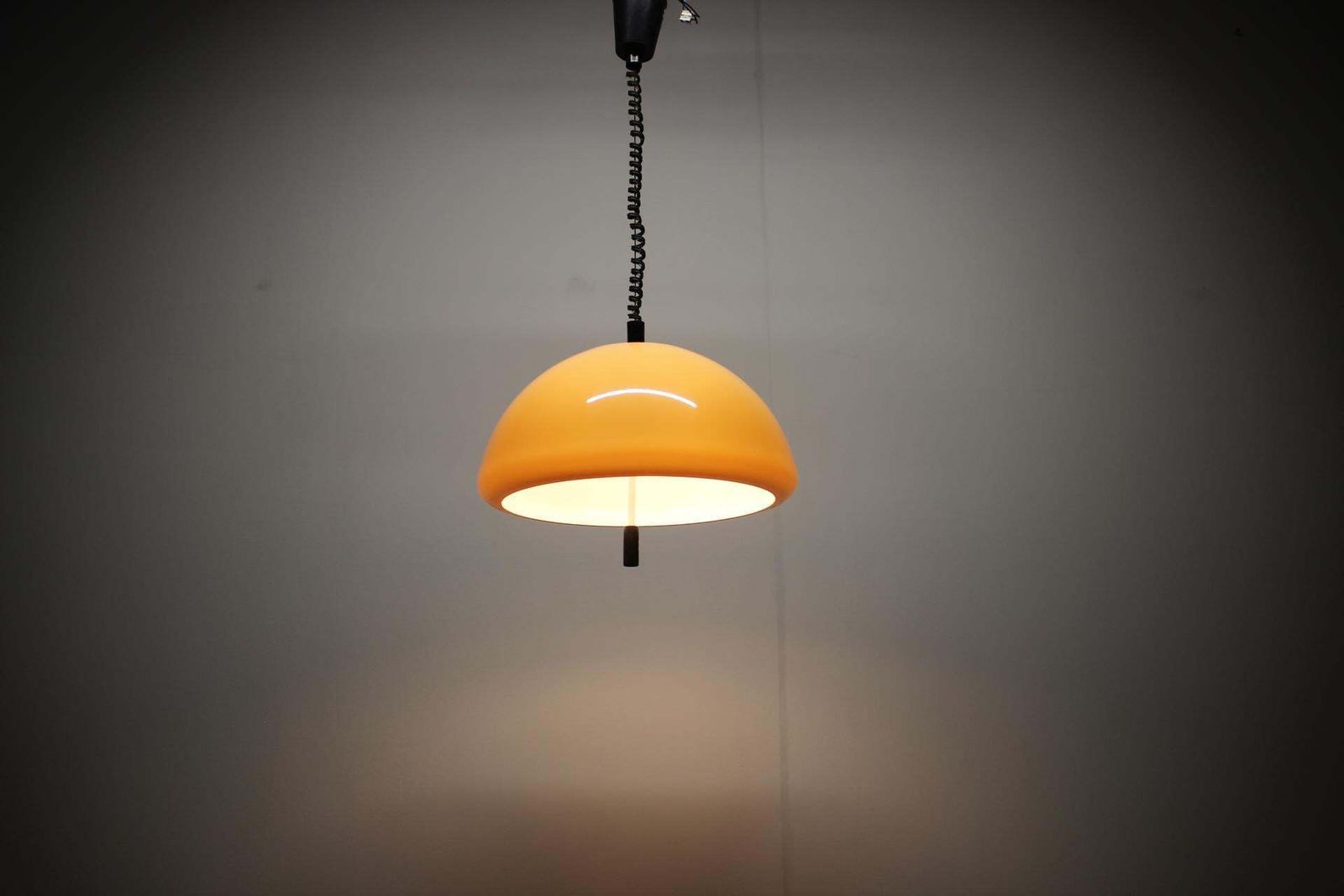 photo for sale Mid Century Adjustable Plastic Pendant Lamp By Meblo, Italy, 1970s