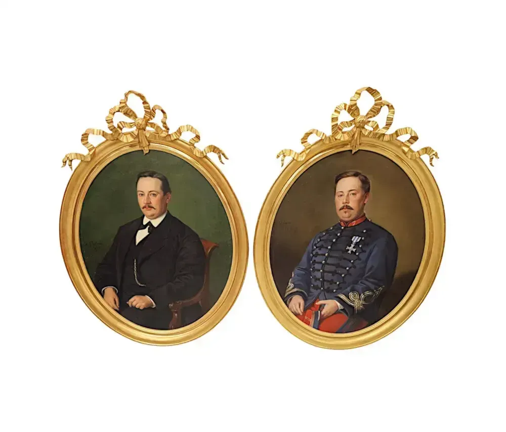 A Fabulous Large Pair Of 19th Century Giltwood Framed Portraits photo vintage