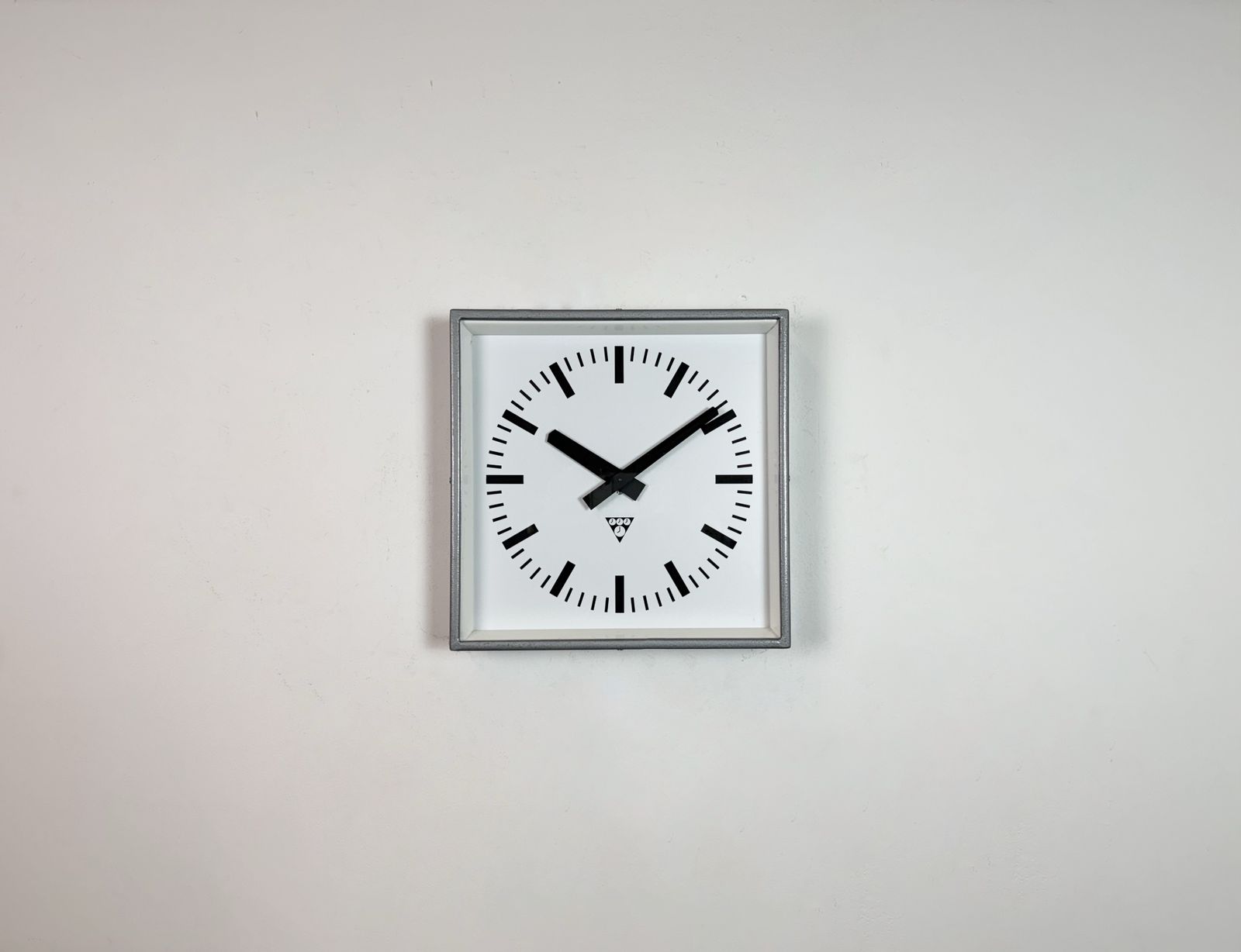 photo vinterior Grey Industrial Square Wall Clock From Pragotron, 1970s