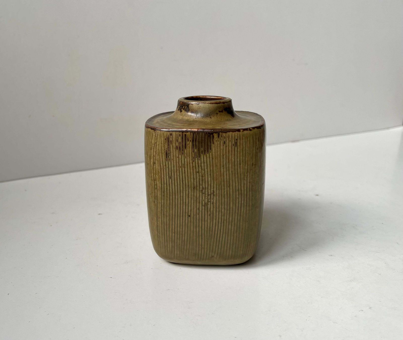 Valdemar Petersen Danish Stoneware Vase In Earthy Brown Glazes For B&G, 1960s photo vintage