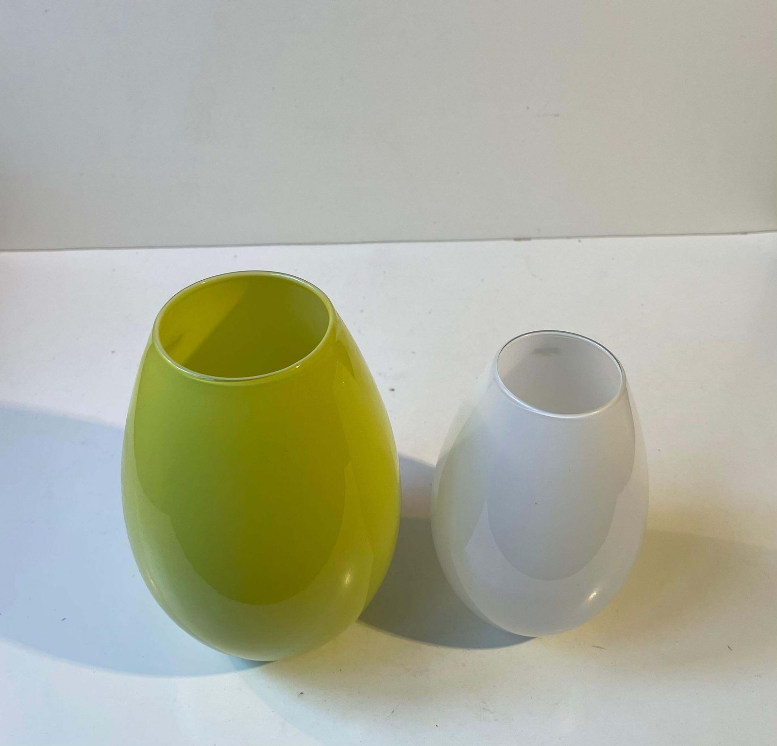 Cocoon   Green & White Opaline Glass Vases By Peter Svarrer For Holmegaard photo 302.0