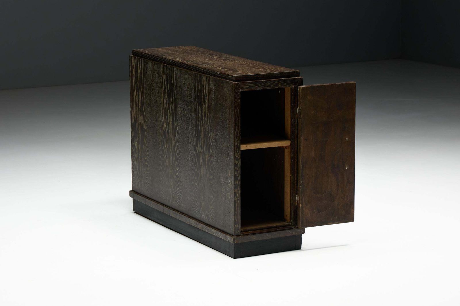 photo vinterior Modernist Art Deco Oak Cabinet, France, 1940s