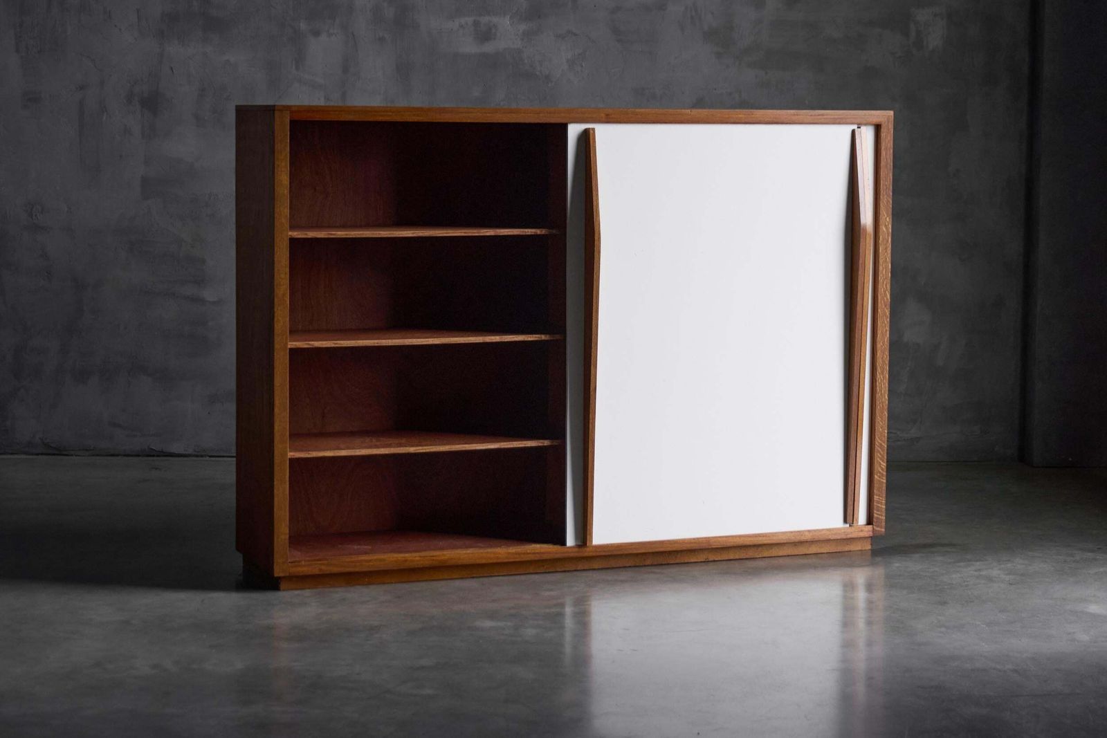 Storage Piece By Charlotte Perriand & Atelier Jean Prouvé, France, 1950s photo vinterior