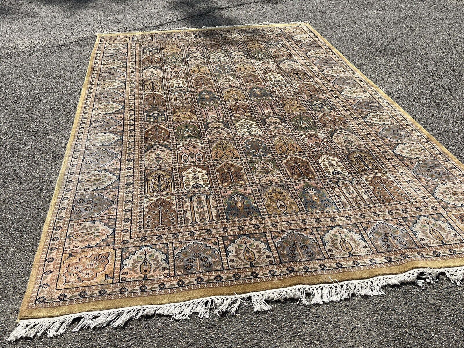 Textiles Large Rug, Carpet 295 X 180 Cms photo