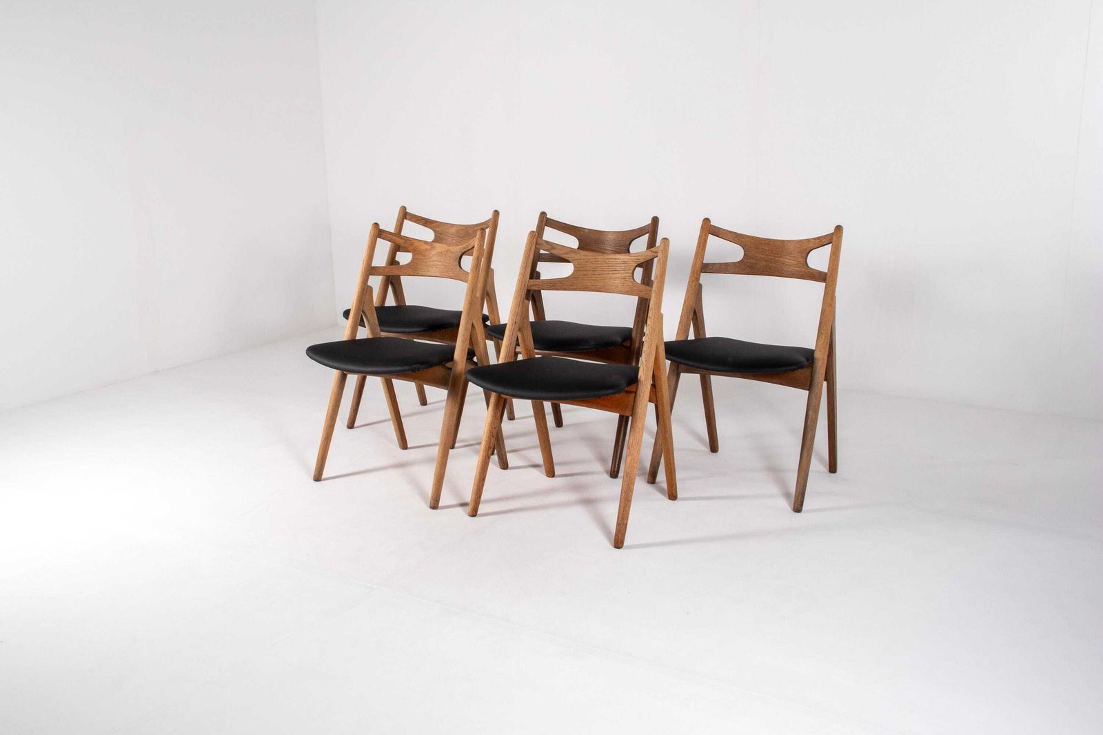 Sawbuck Chairs By Hans J. Wegner – Set Of 5, Model Ch29, Oak, 1950s photo furniture