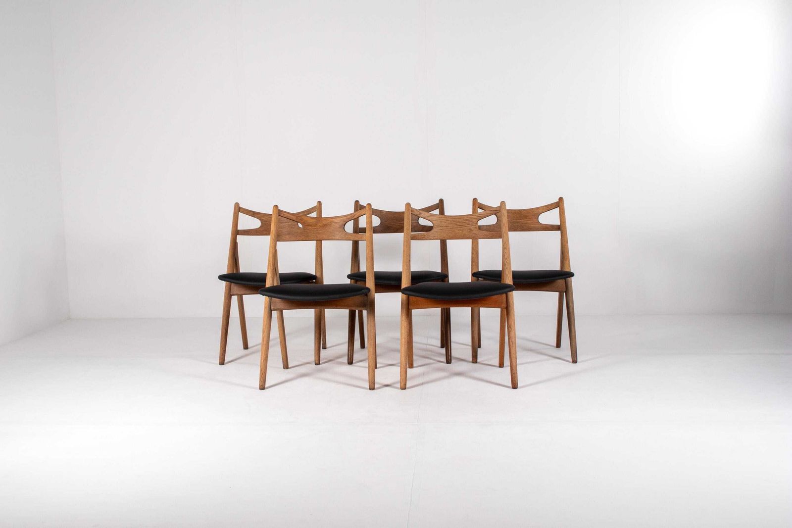Sawbuck Chairs By Hans J. Wegner – Set Of 5, Model Ch29, Oak, 1950s photo Furniture