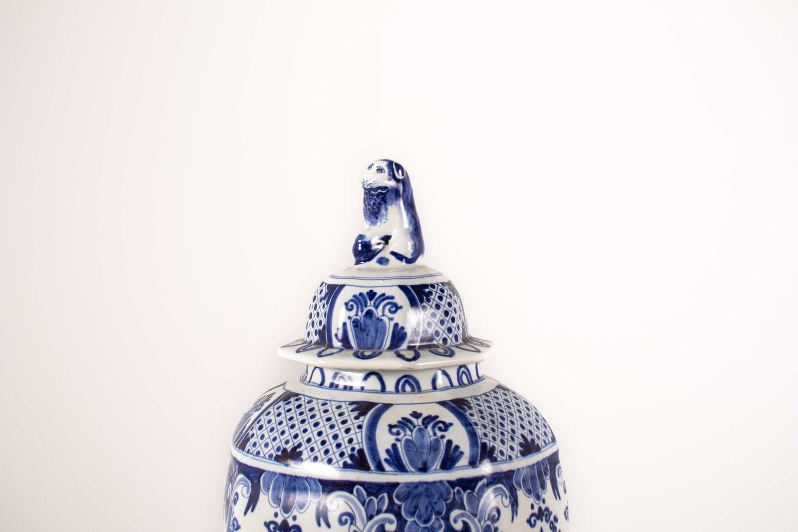 Antique 19th Century Boch Freres Jar/Lidded Vase, Hand Painted Delft Blue Vase photo vinterior