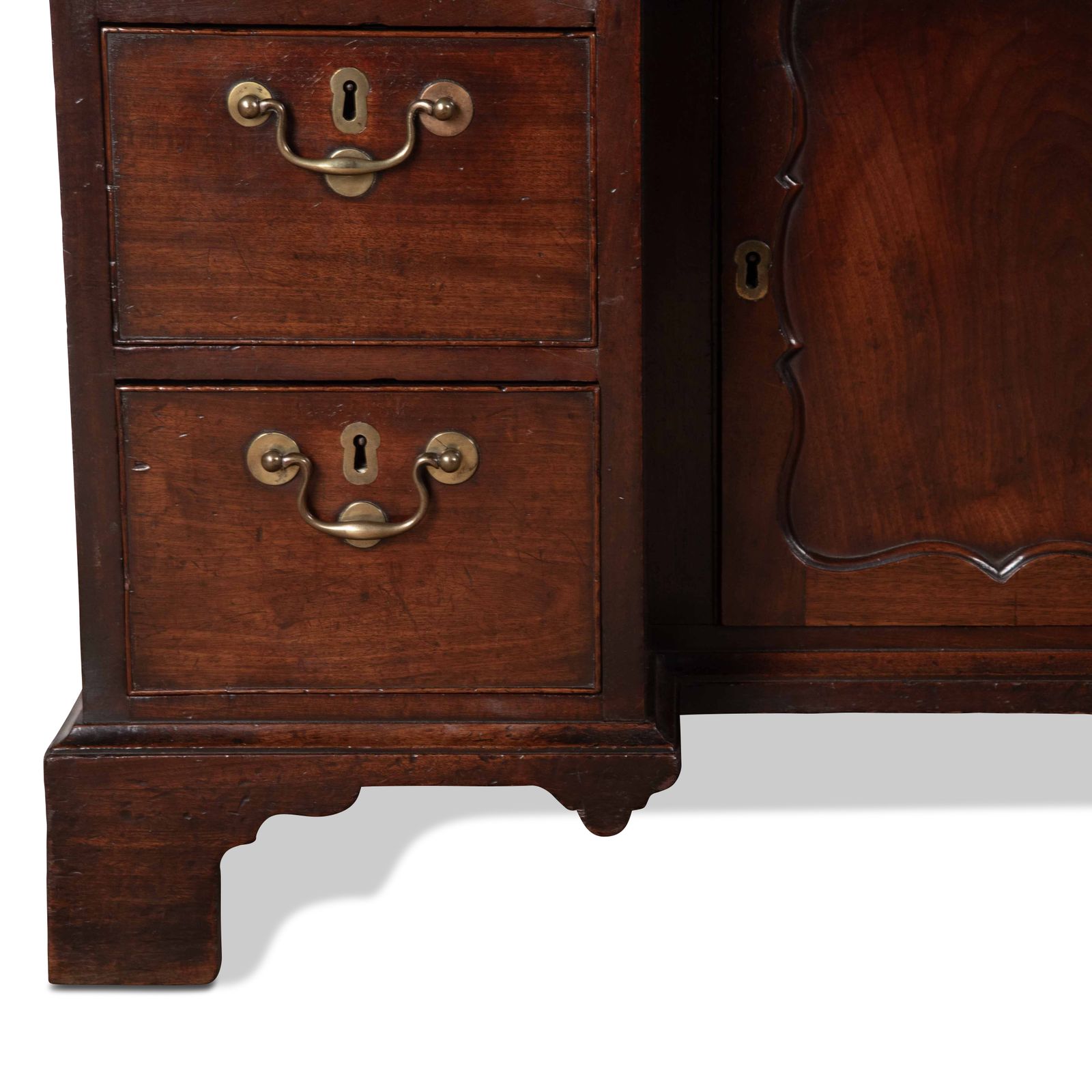 Furniture C18th Mahogany `Grendy` Kneehole Desk photo